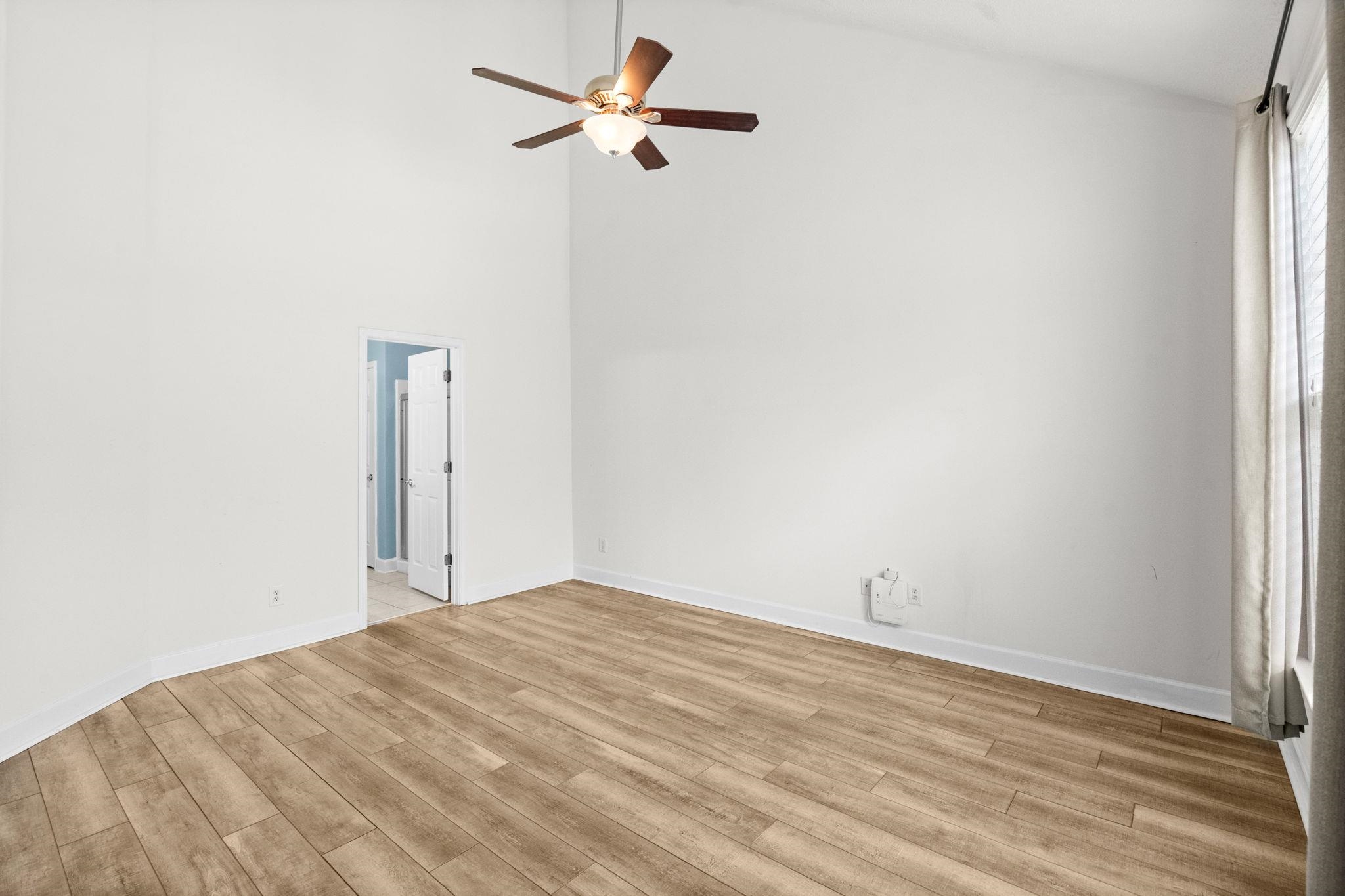 200 Threshing Way Property Photo 34