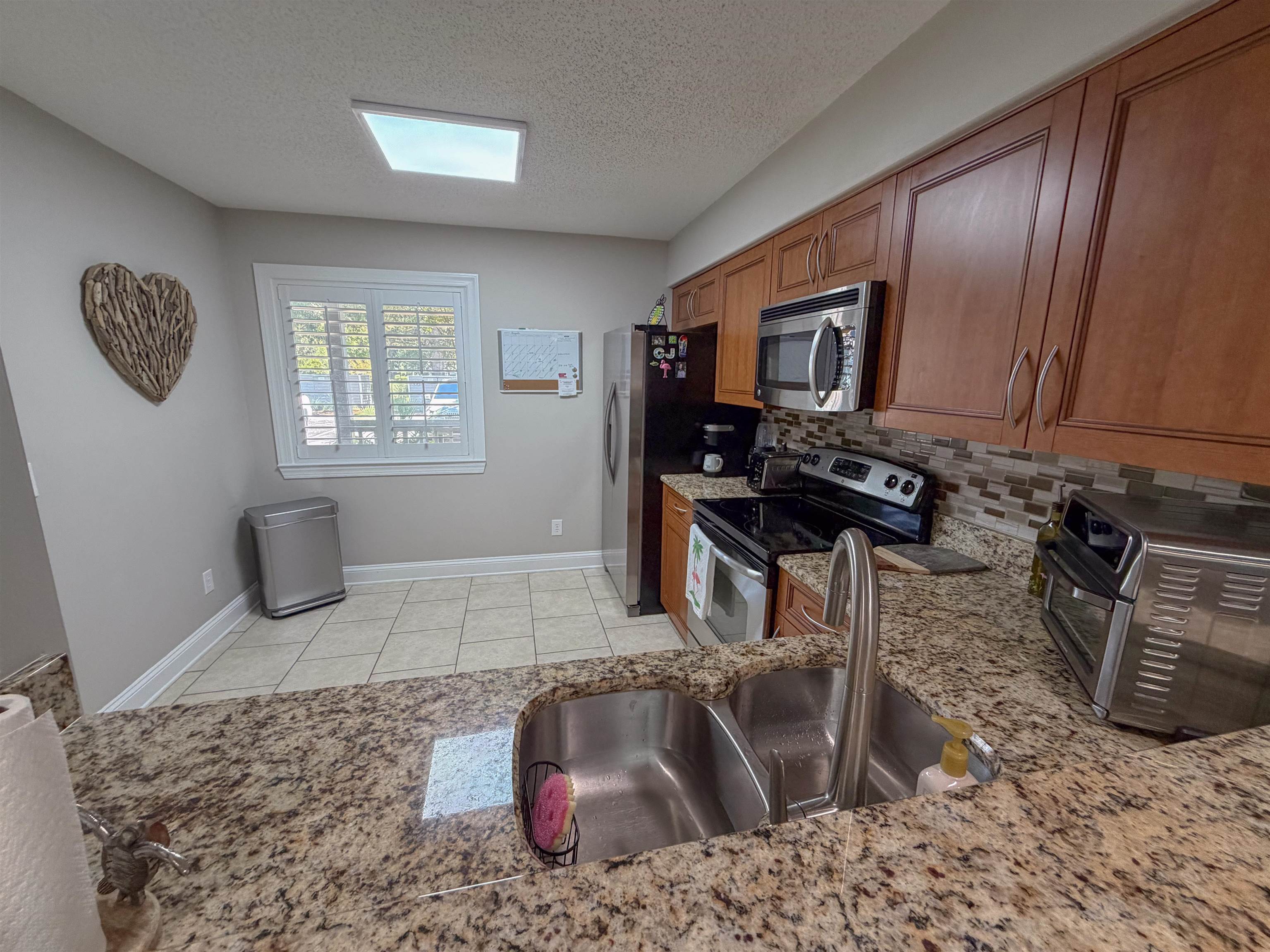 315 Wendover Ct. Property Photo 16