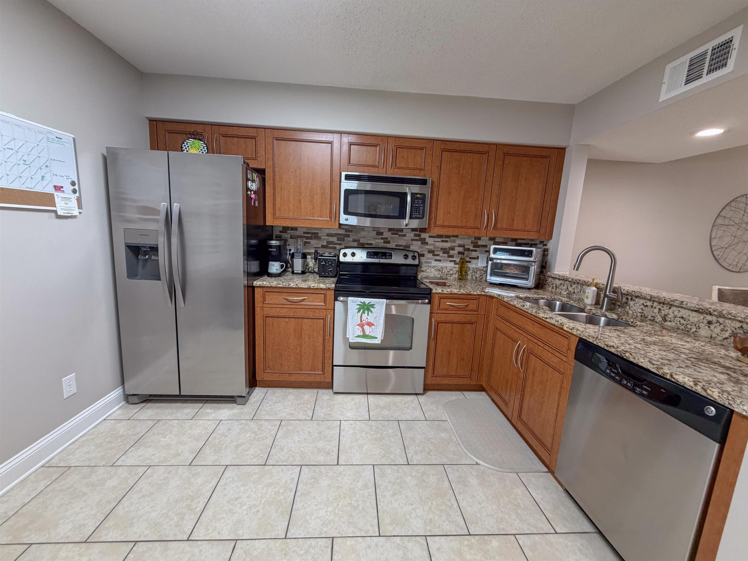 315 Wendover Ct. Property Photo 17