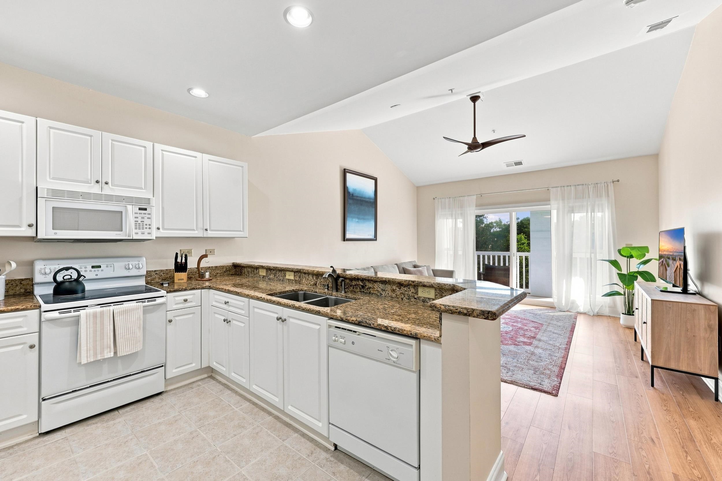 1017 World Tour Blvd. Property Photo 14