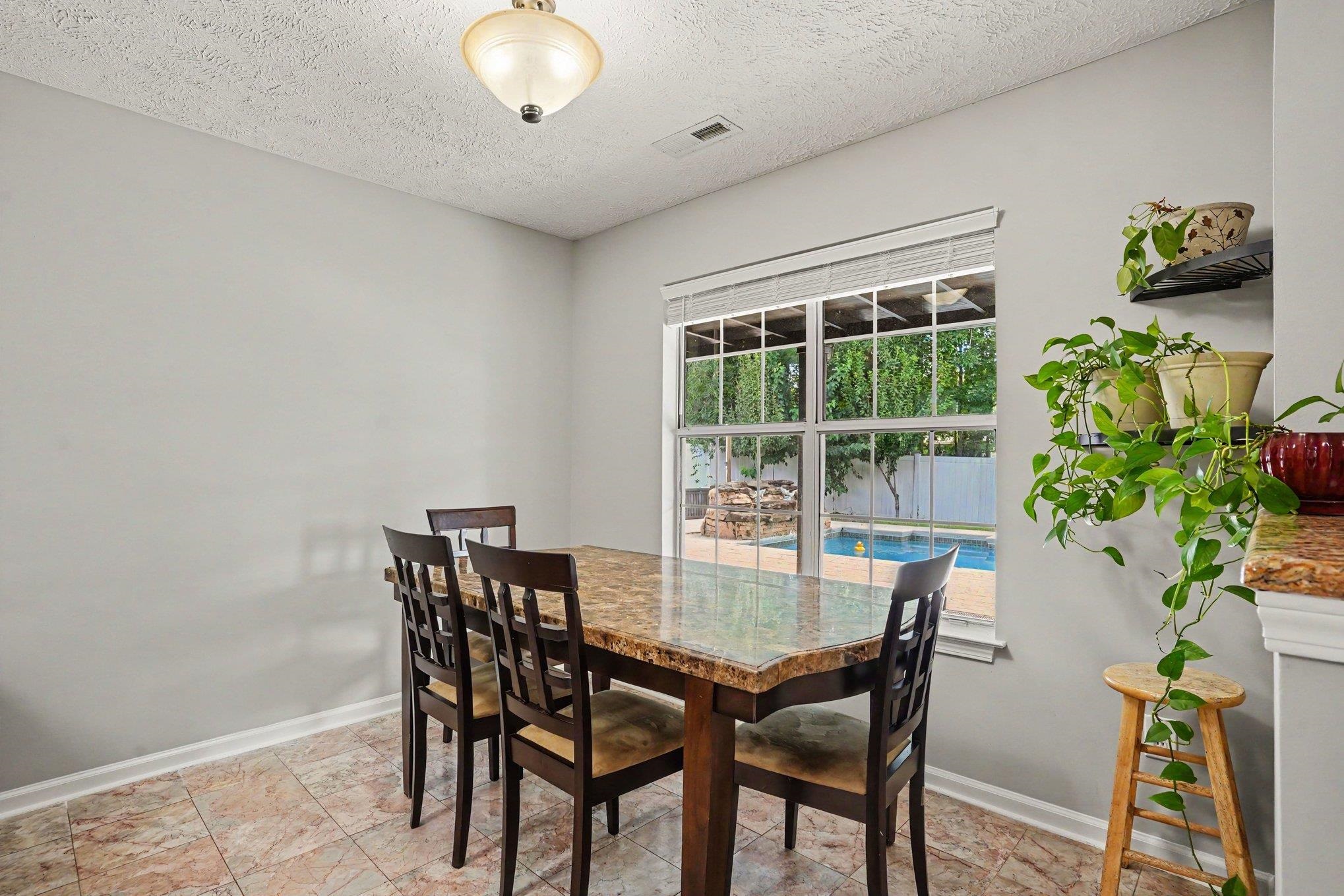 330 Pilothouse Dr. Property Photo 14