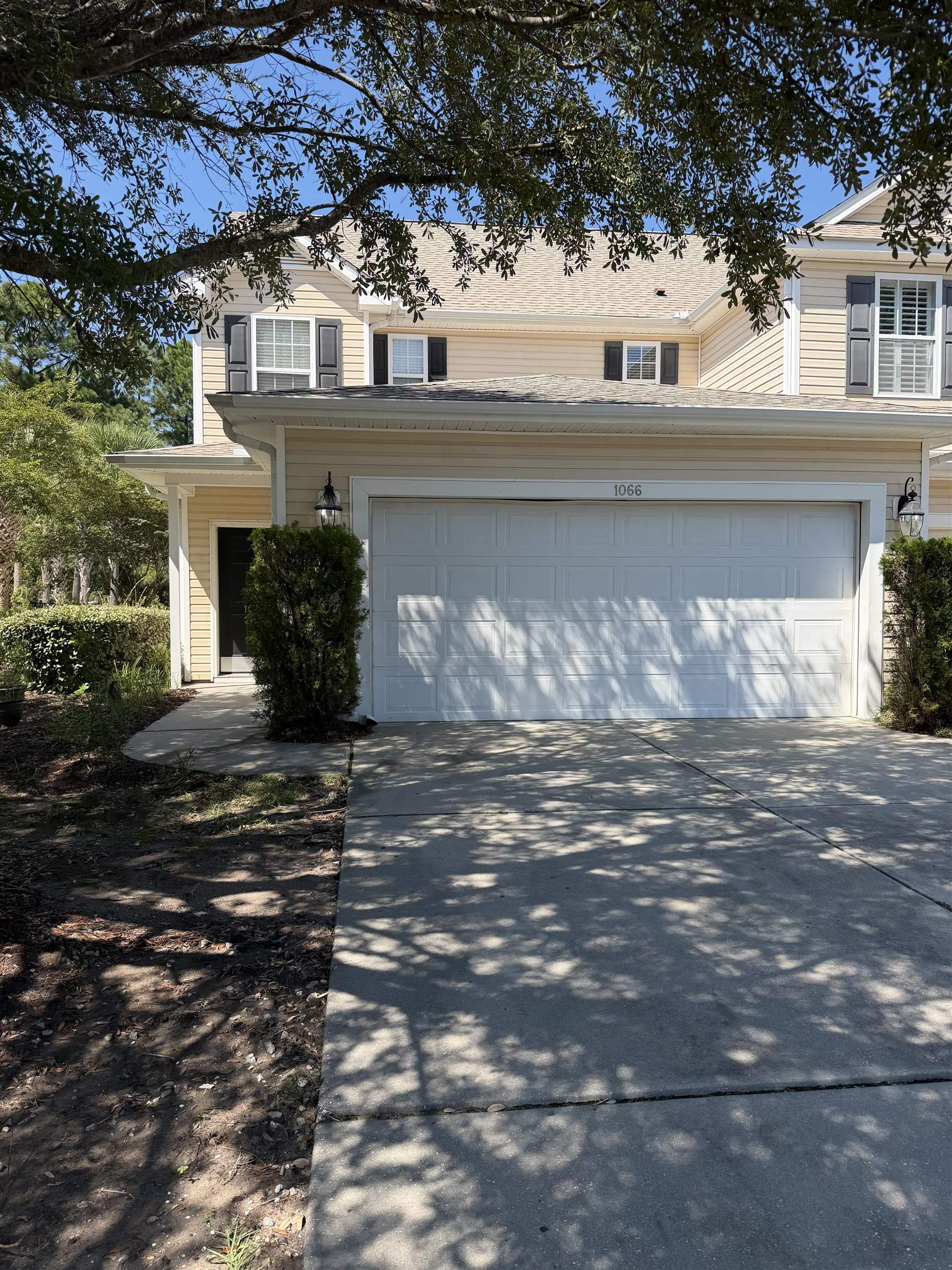 1066 Fairways Ln. Property Photo 1