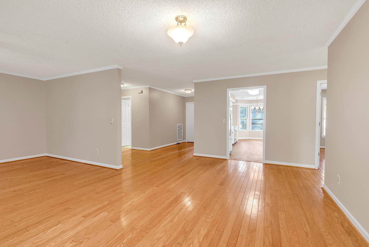104 Moss Circle Property Photo 12