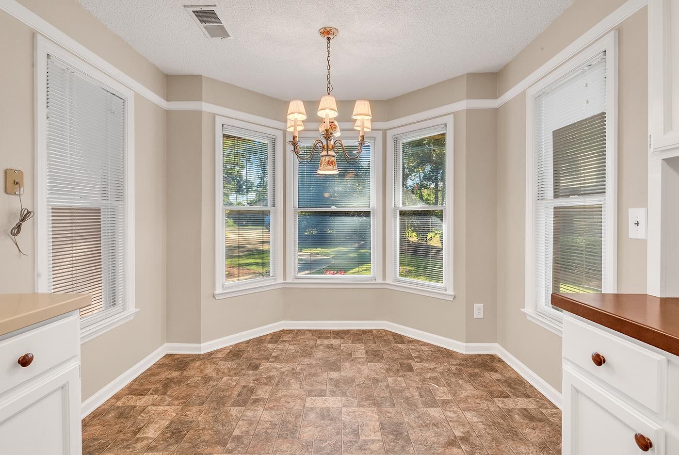 104 Moss Circle Property Photo 16
