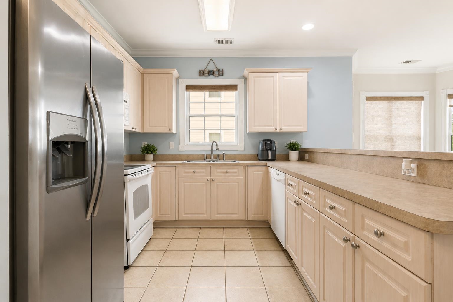 4847 Luster Leaf Circle Property Photo 9