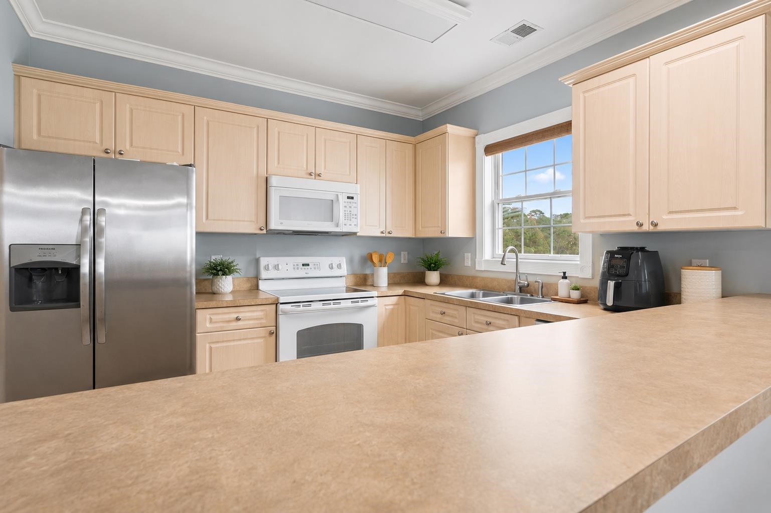 4847 Luster Leaf Circle Property Photo 10