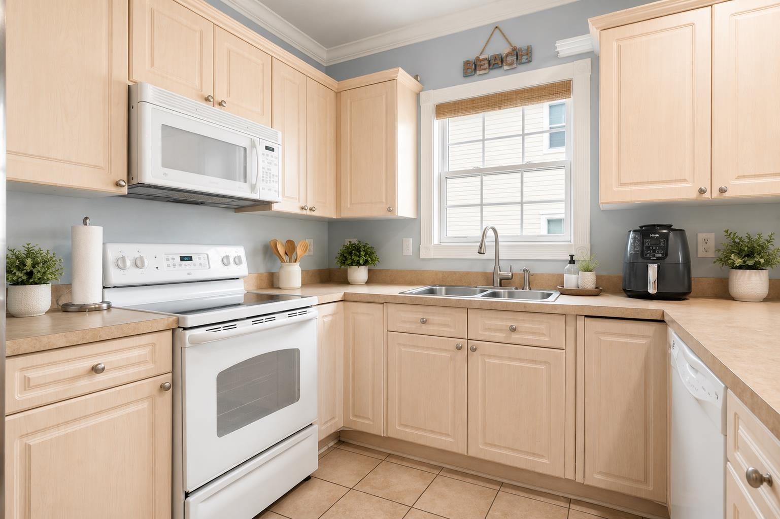 4847 Luster Leaf Circle Property Photo 11