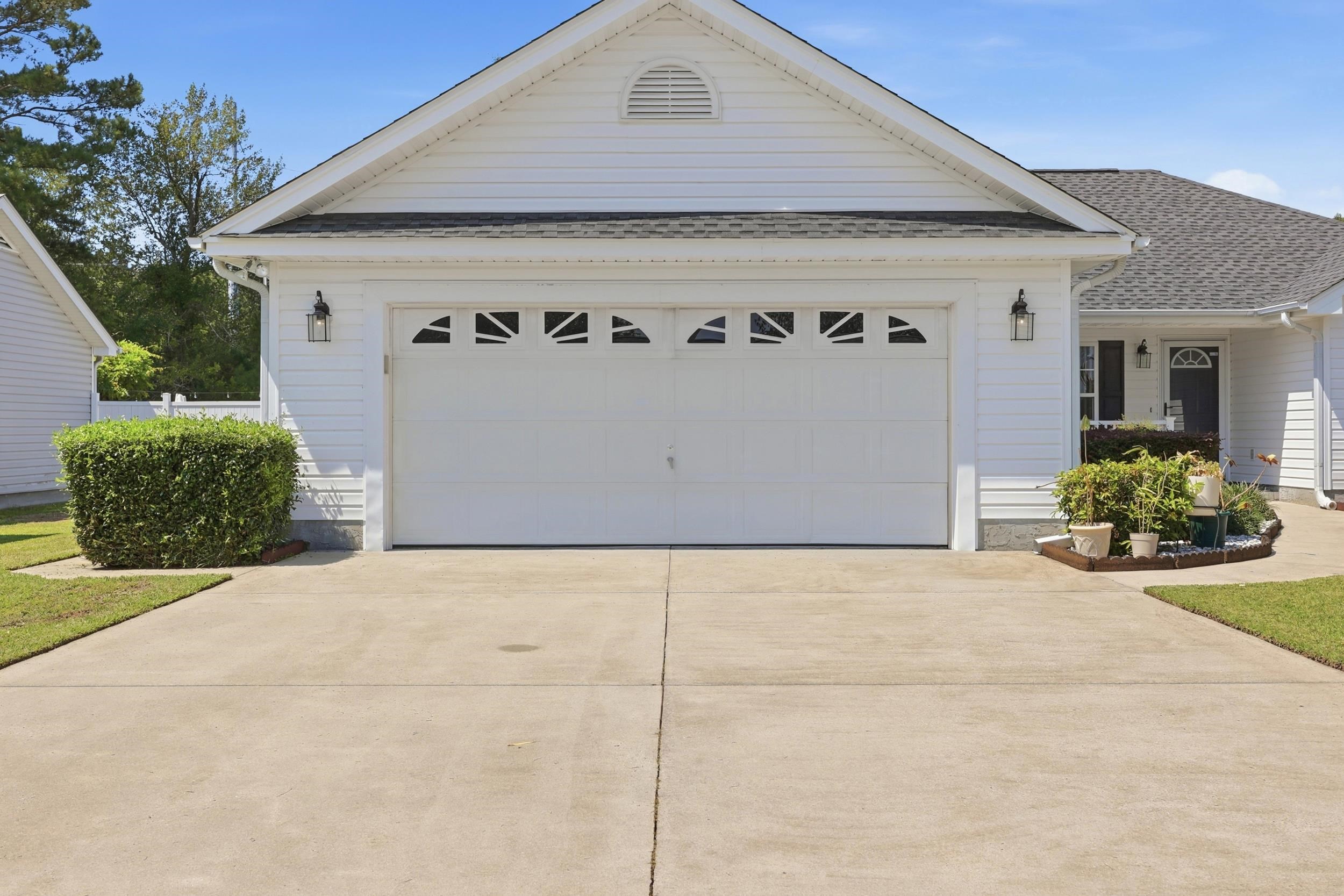 2049 Hawksmoor Dr. Property Photo 30