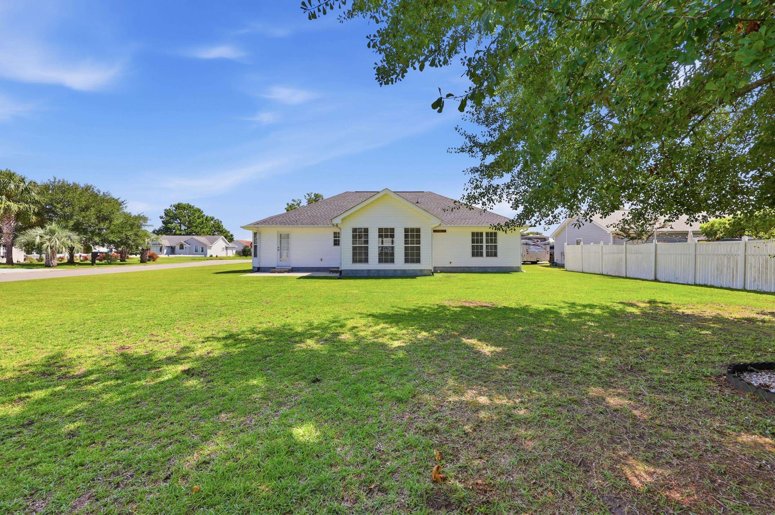 2049 Hawksmoor Dr. Property Photo 34