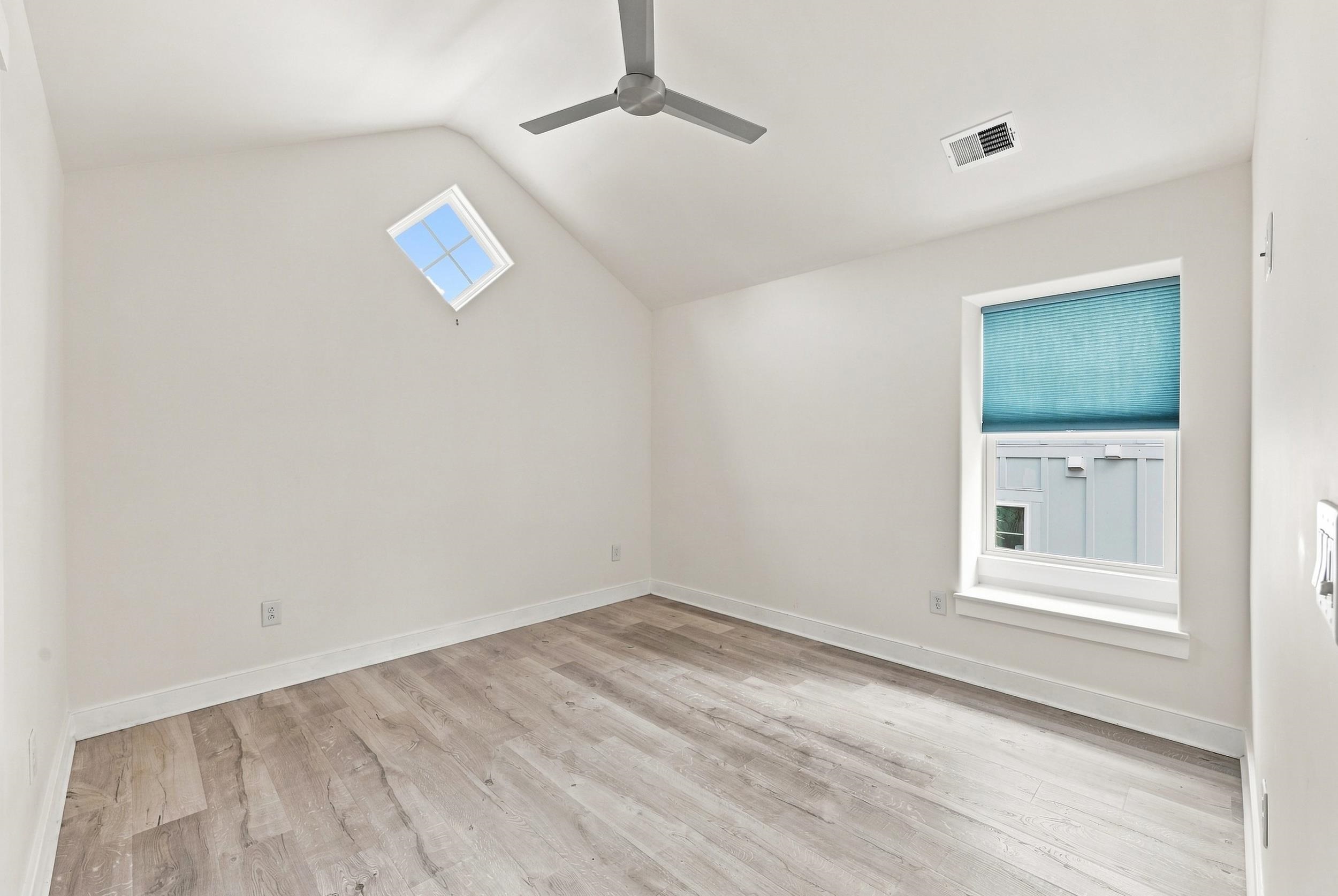 5375 Ocean Village Dr. Property Photo 54
