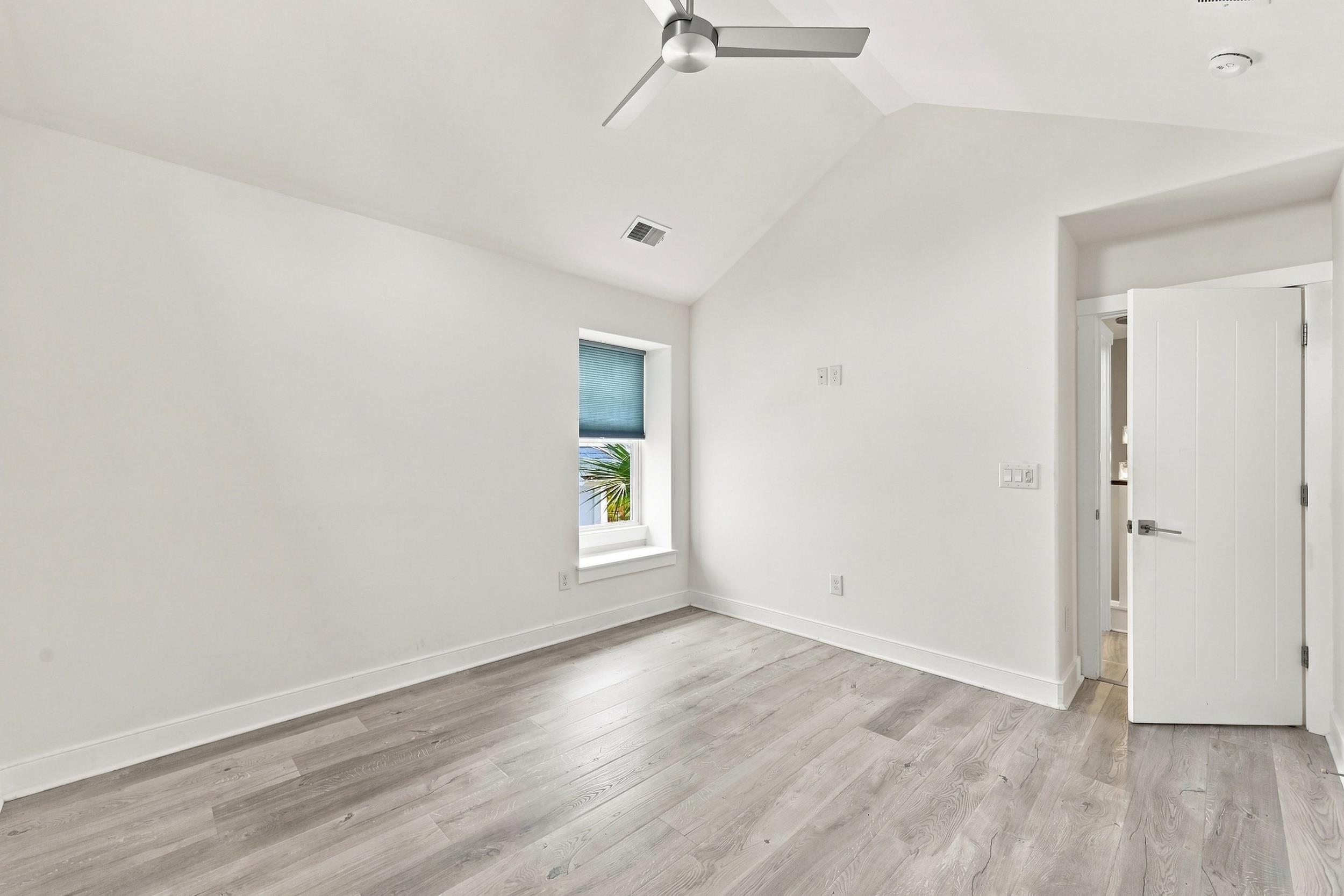 5375 Ocean Village Dr. Property Photo 56