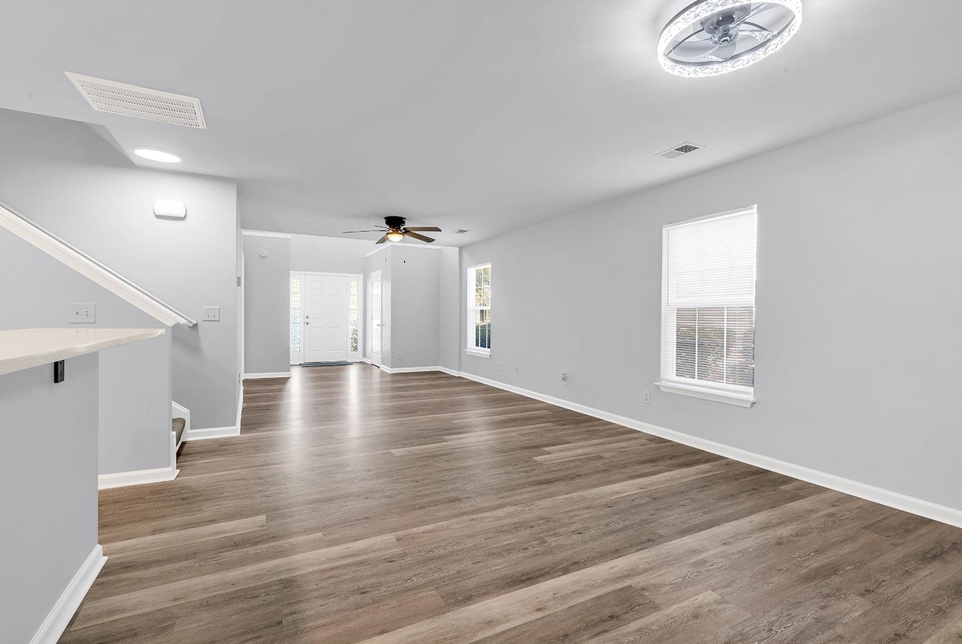 1068 Harvester Circle Property Photo 8