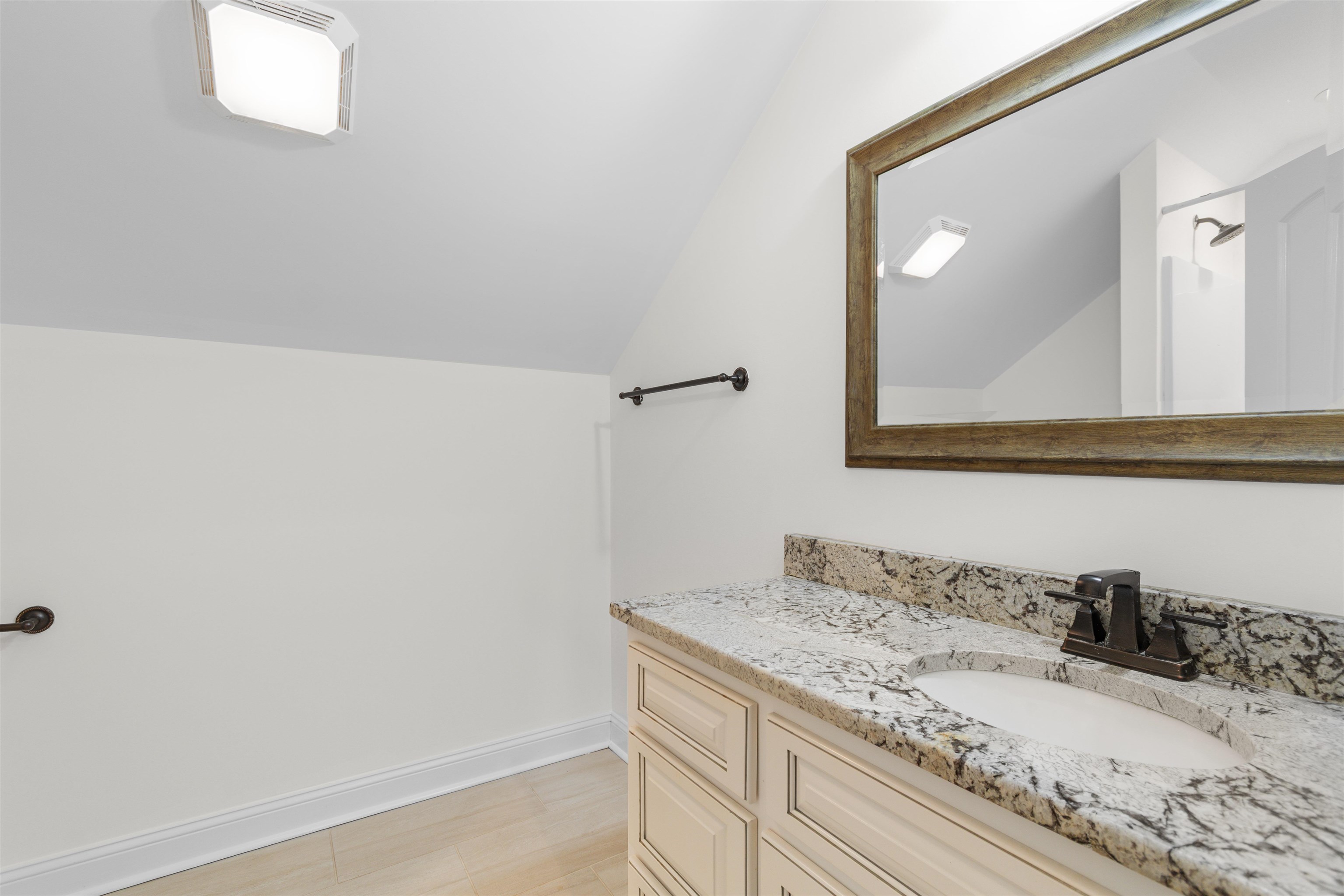 125 Ole Nobleman Ct. Property Photo 32