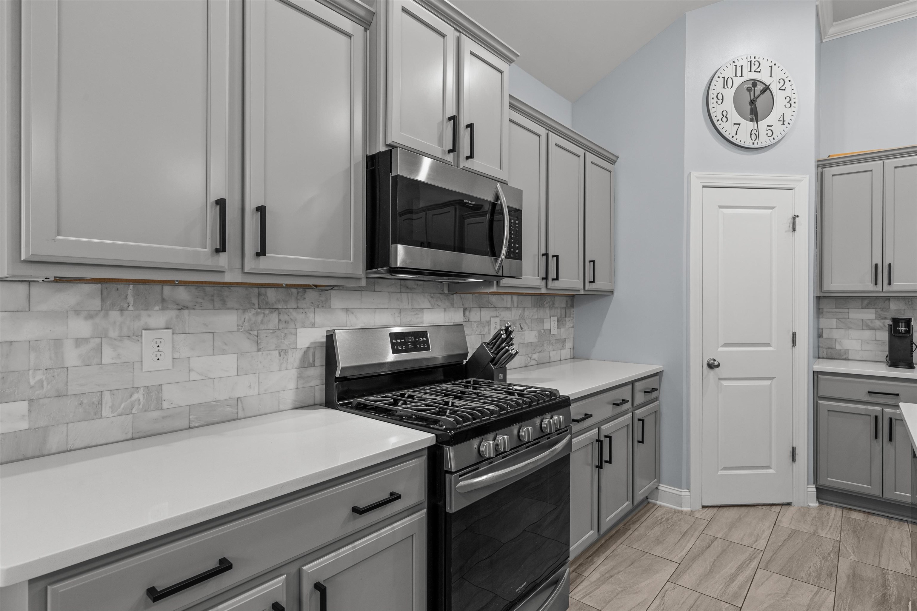 1491 Parish Way Property Photo 16