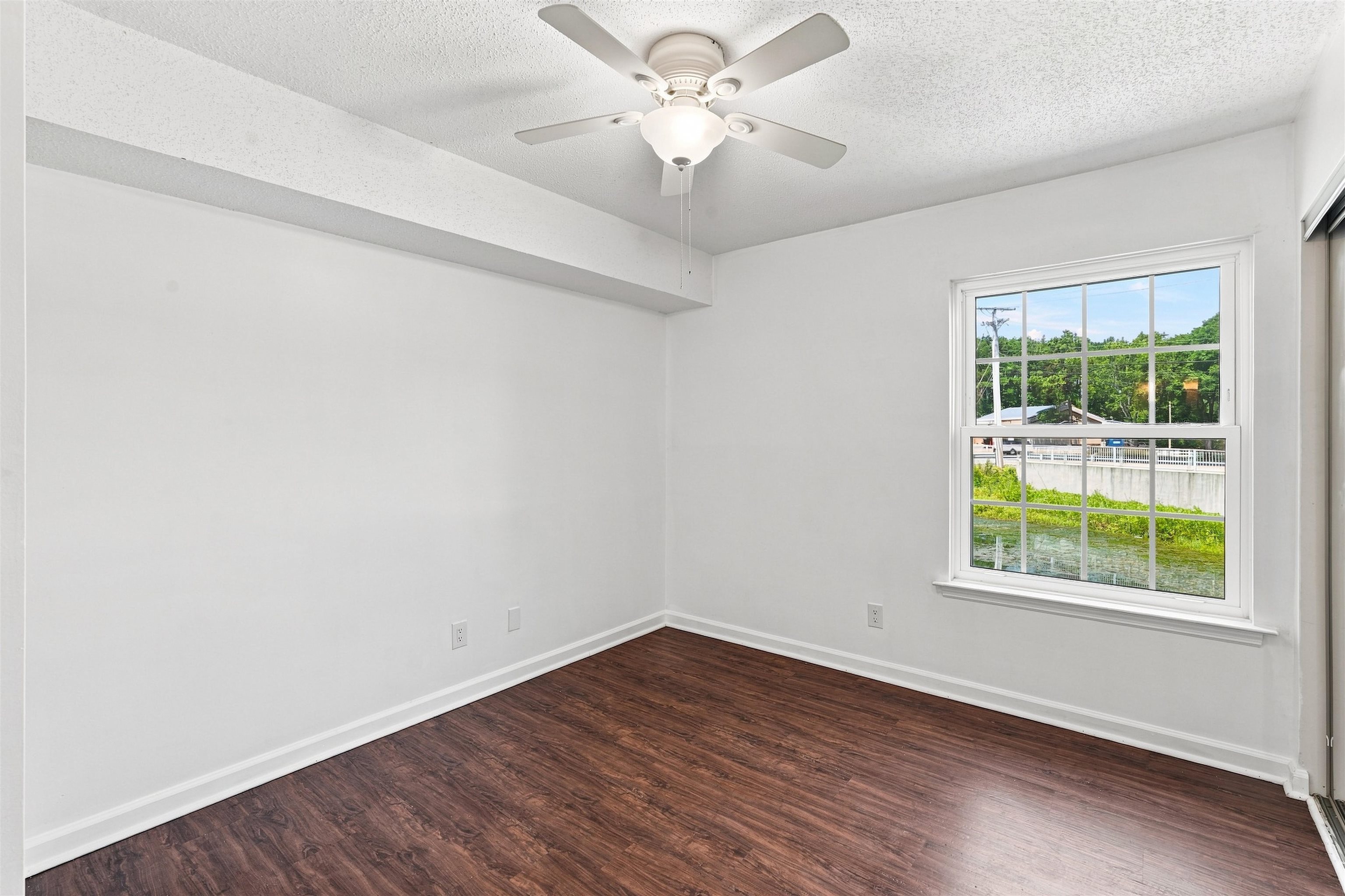 8725 Chandler Dr. Property Photo 24