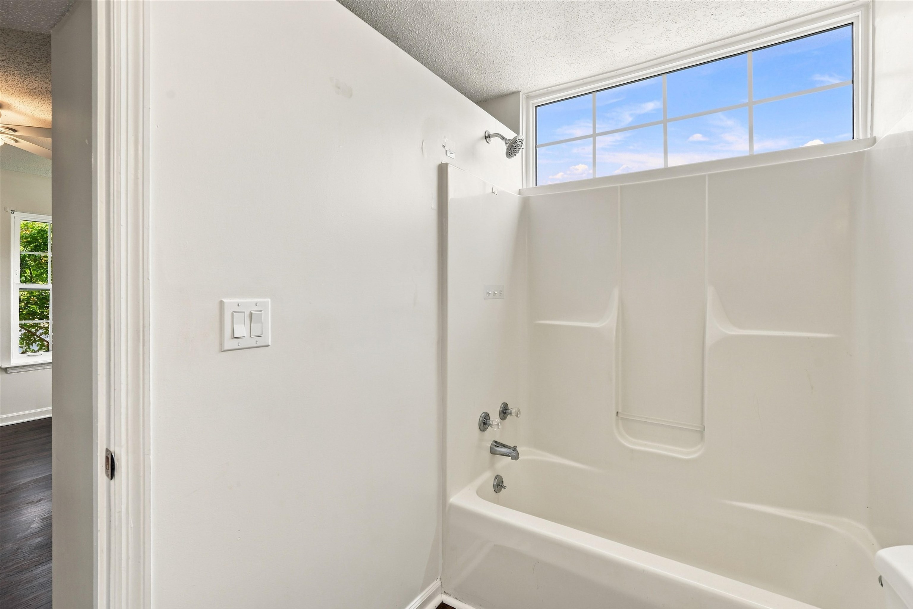 8725 Chandler Dr. Property Photo 32