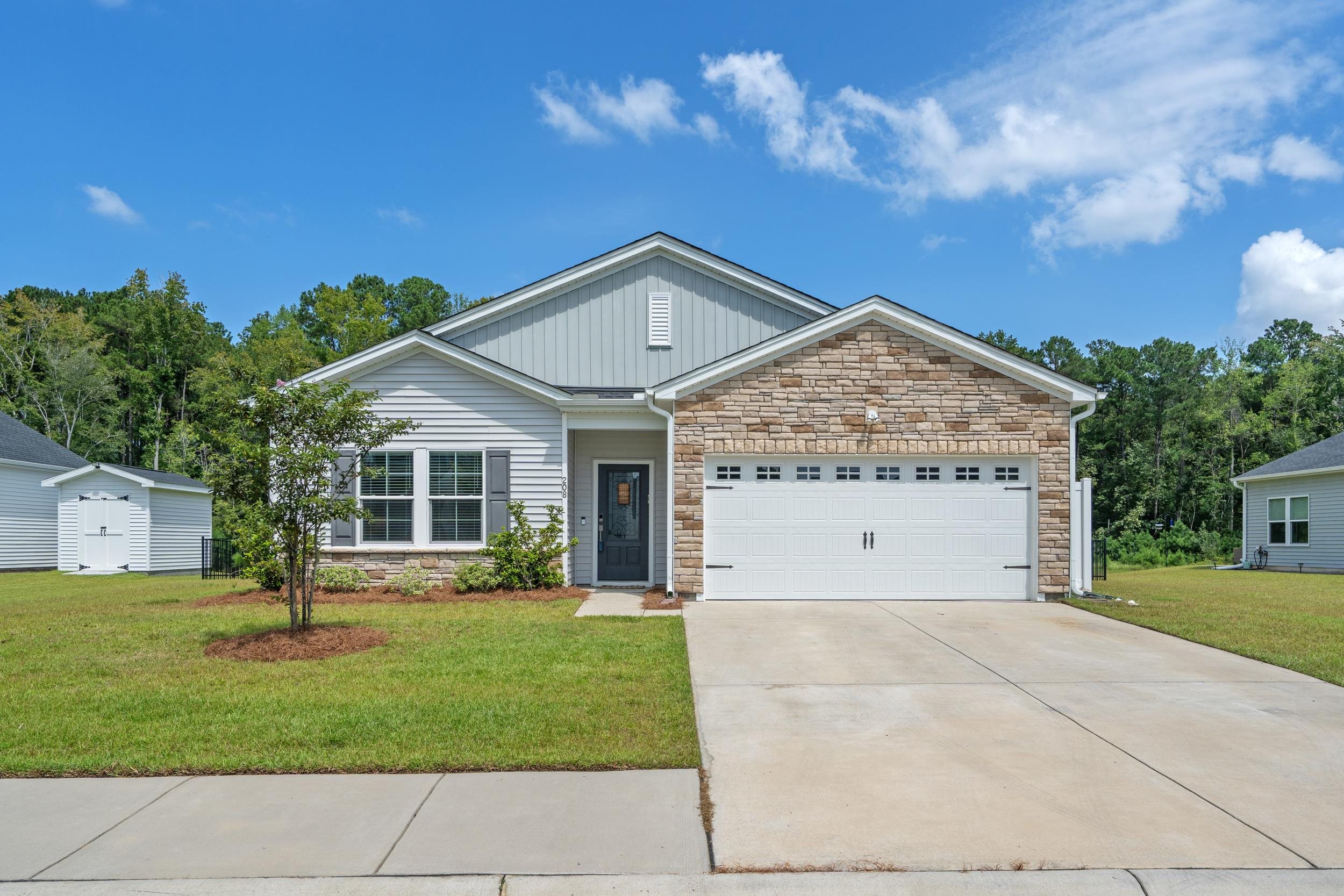 208 Wagner Cir. Property Photo 1