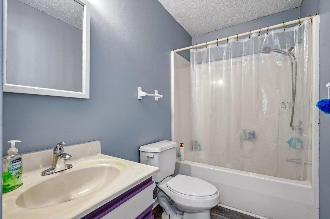 705 3rd Ave. S Property Photo 10