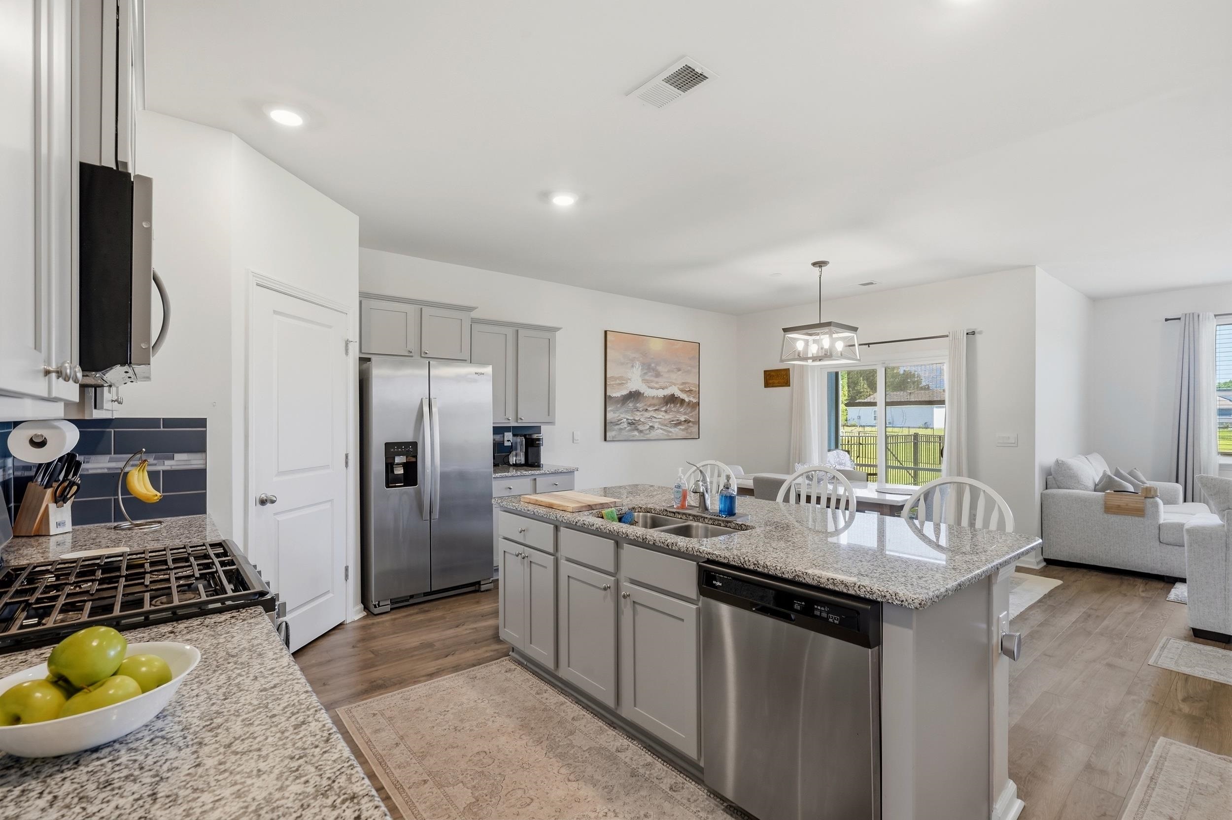 425 Royal Arch Dr. Property Photo 18