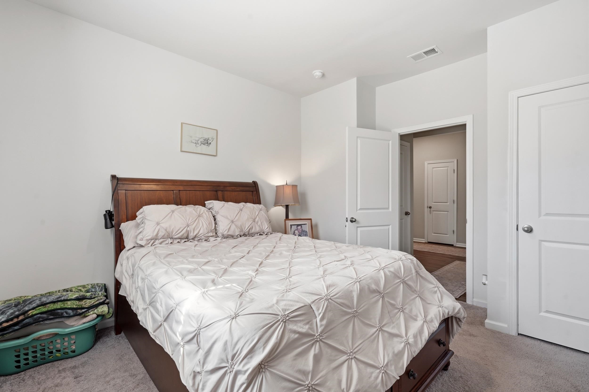 425 Royal Arch Dr. Property Photo 25