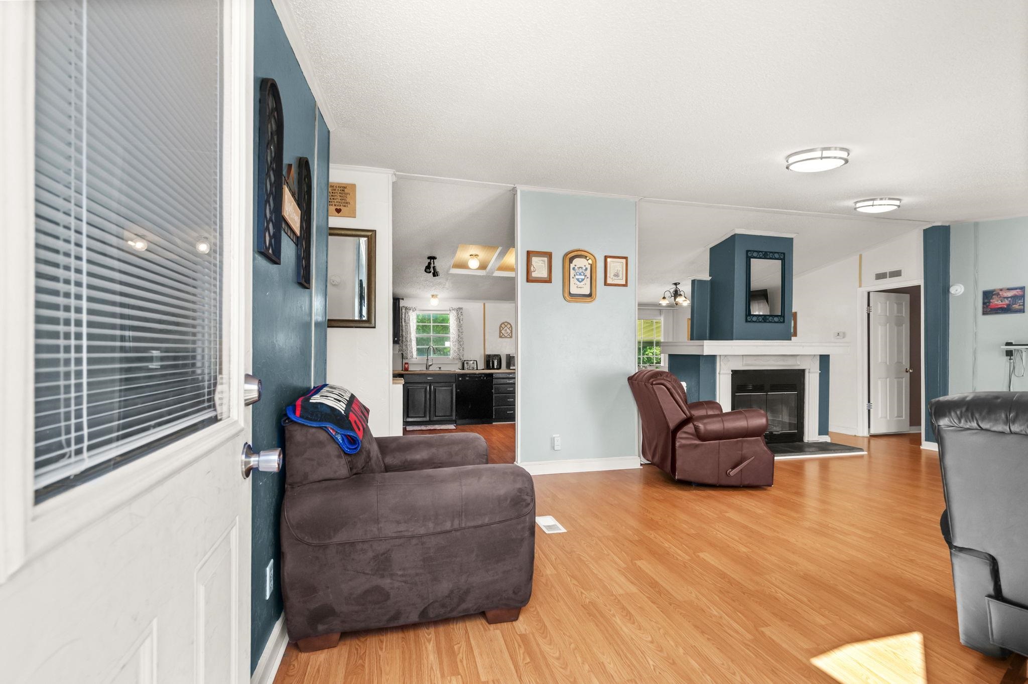 2060 Martin St. Property Photo 2