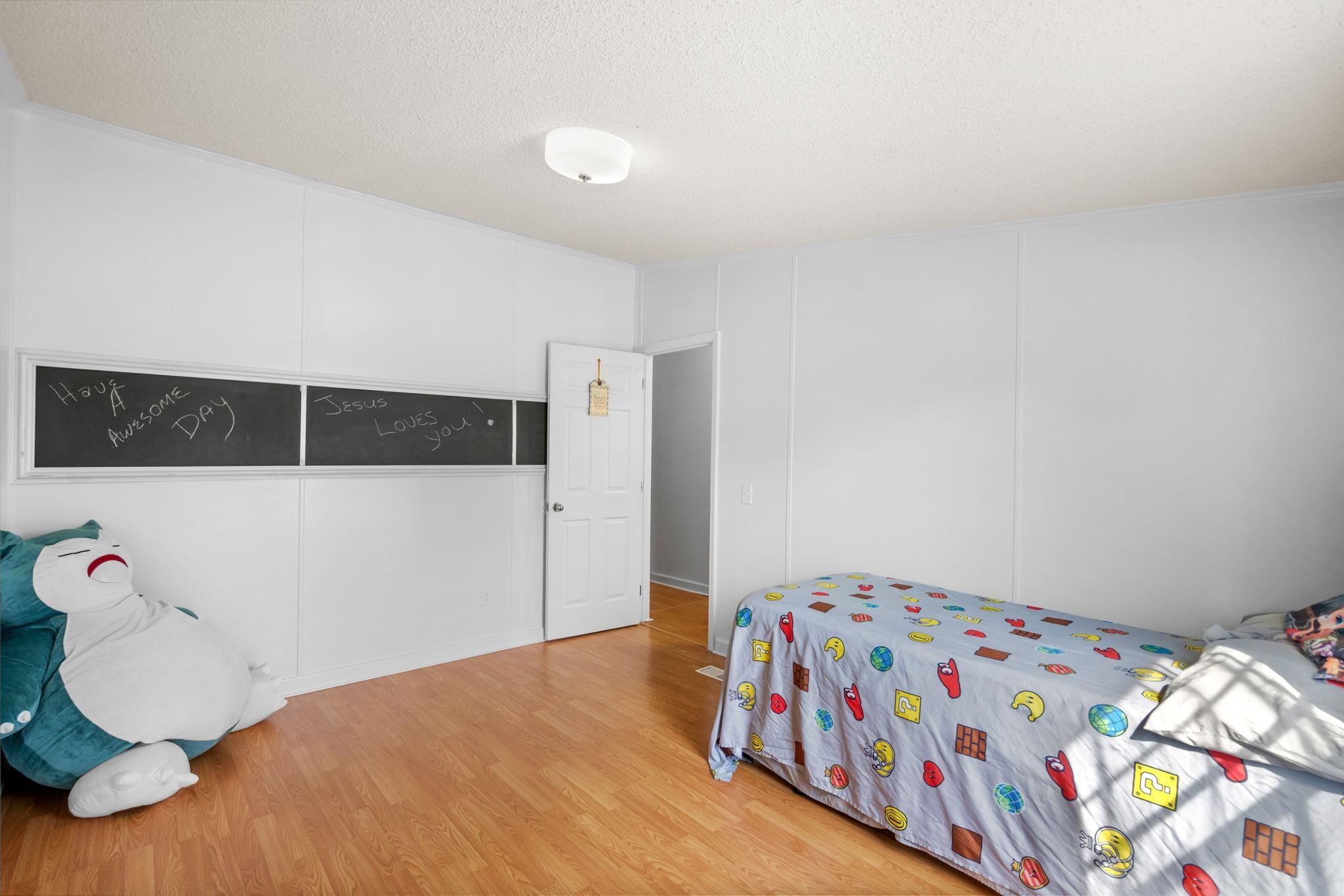 2060 Martin St. Property Photo 17