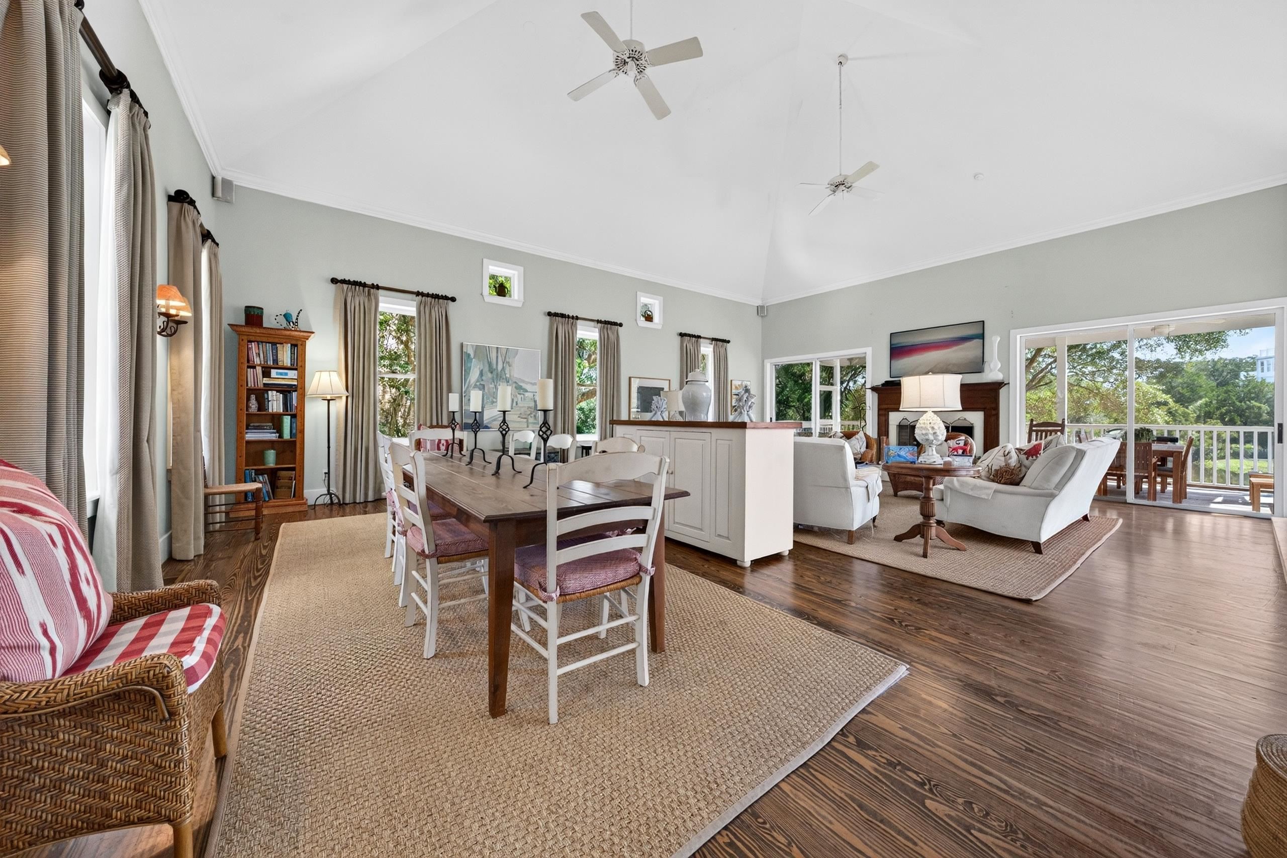 377 Dune Oaks Dr. Property Photo 6