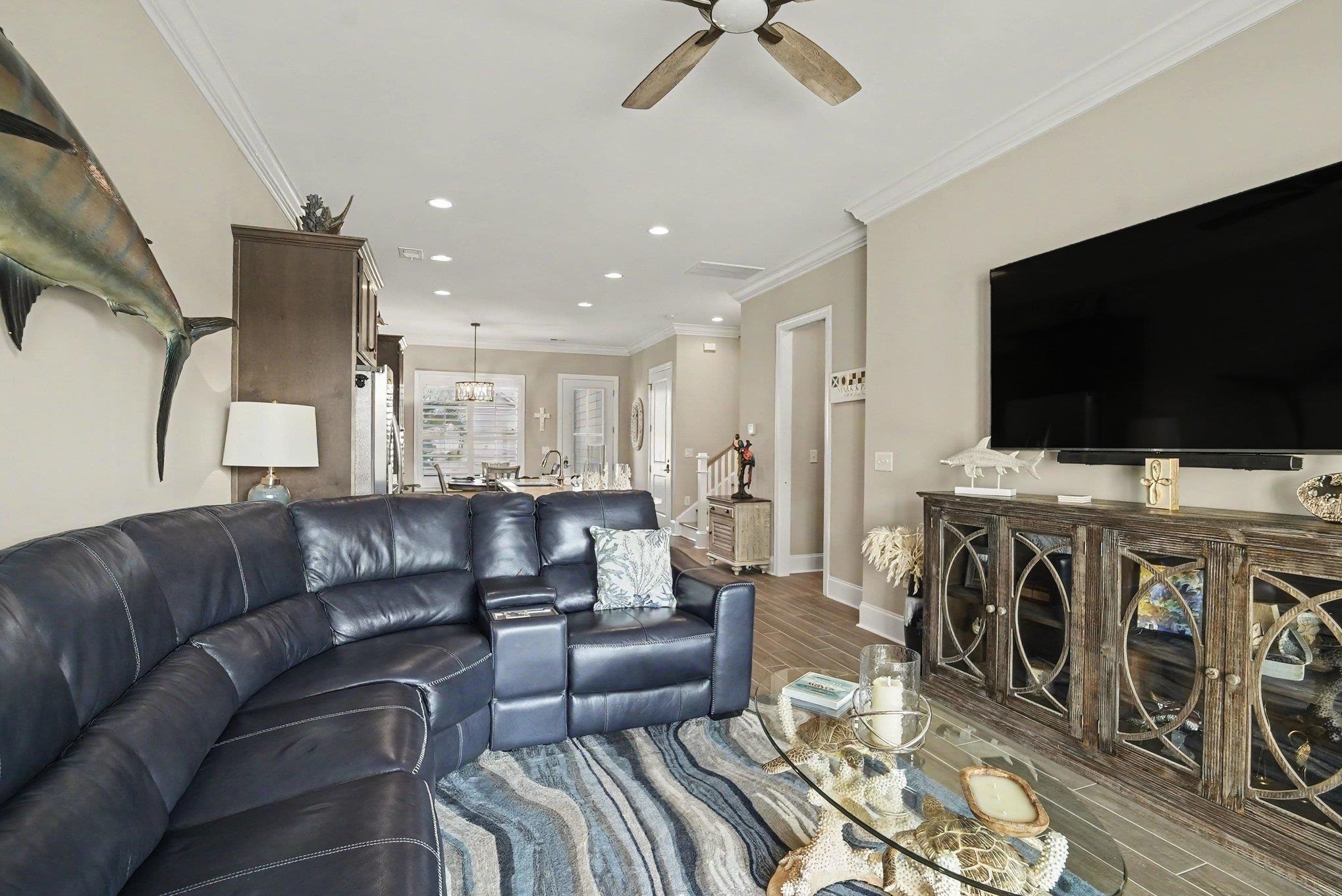 619 Lorenzo Dr. Property Photo 6