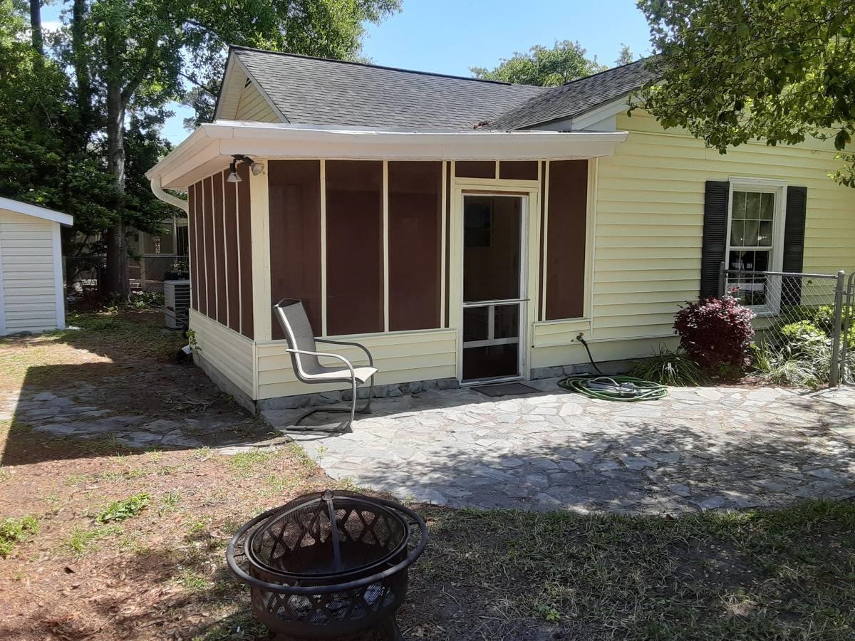 301 Stratford Pl. Property Photo 17