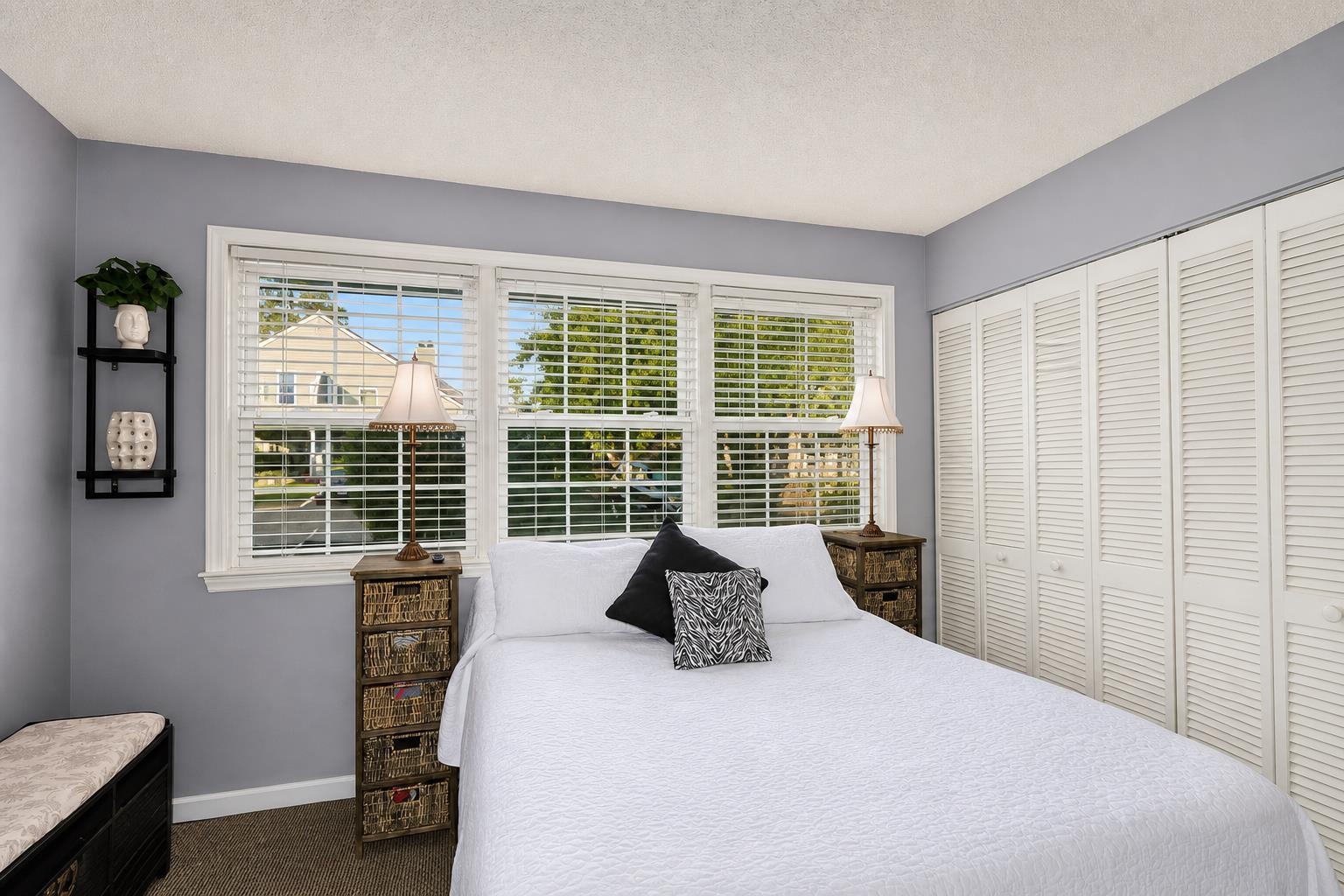 1202 Erin Way Property Photo 13