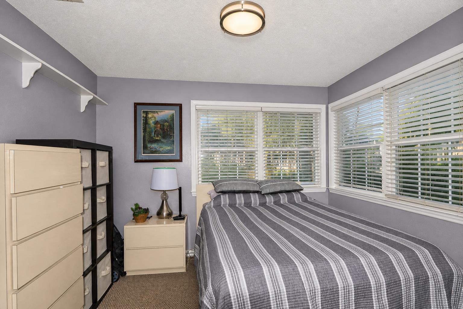 1202 Erin Way Property Photo 15