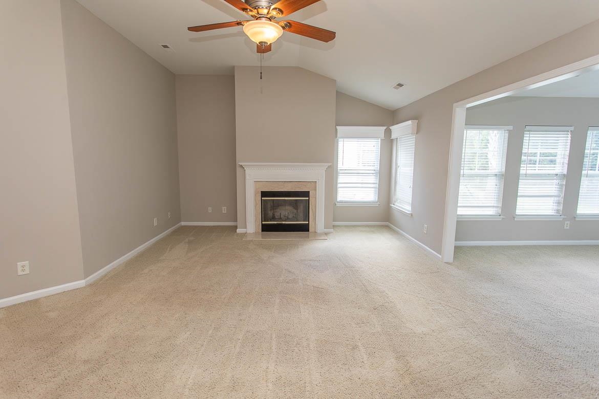 384 Esher Ct. Property Photo 8