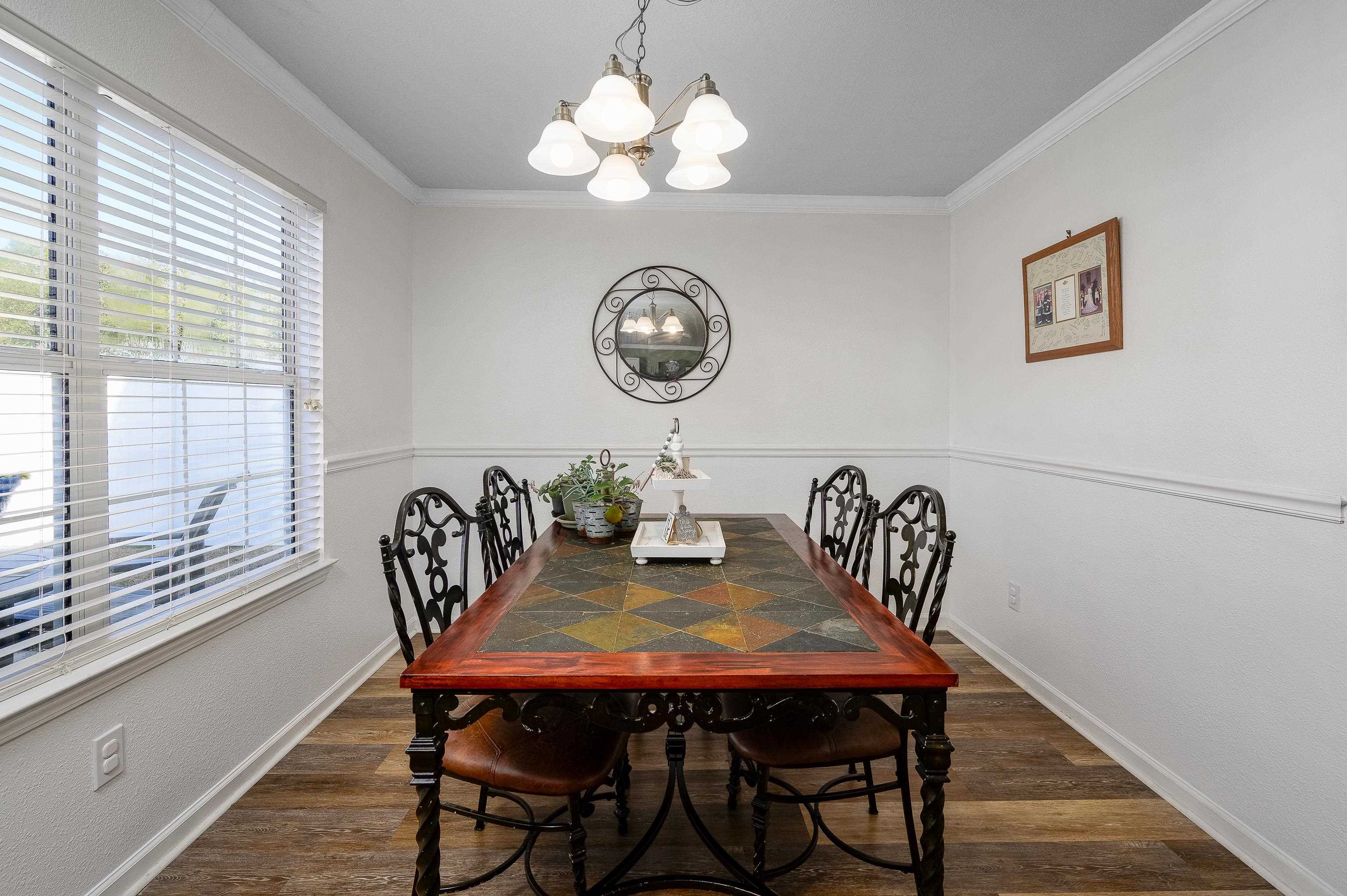 465 Dandelion Ln. Property Photo 9