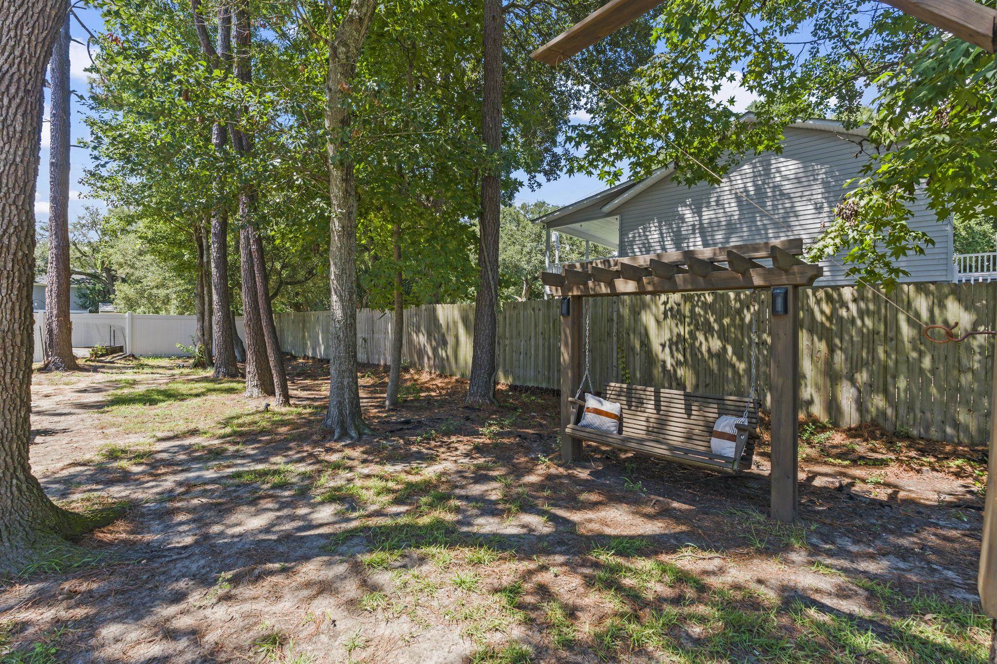 389 2nd Ave. S Property Photo 42
