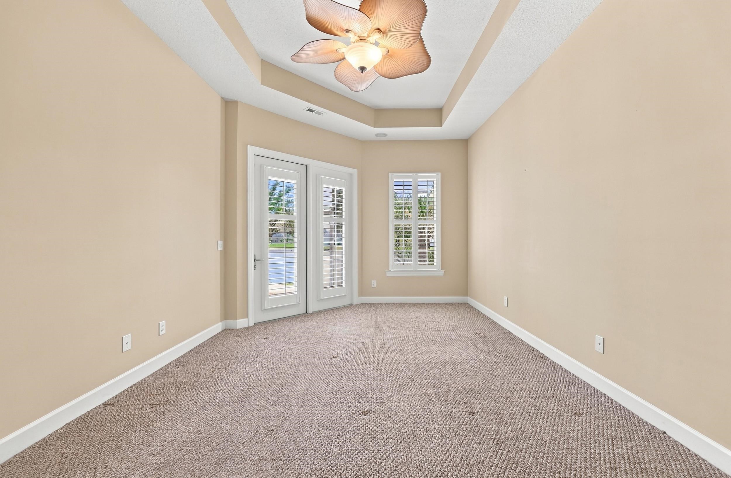 209 Northside Dr. Property Photo 31