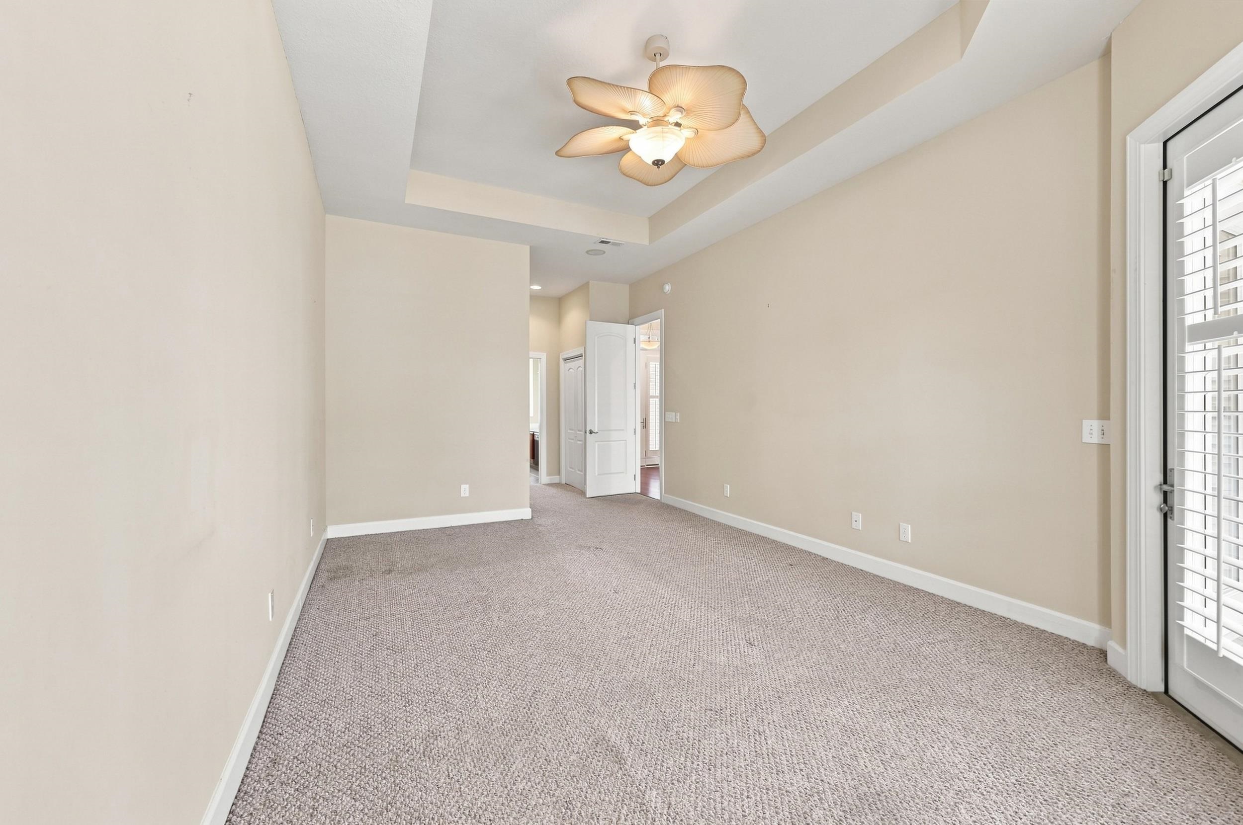 209 Northside Dr. Property Photo 32