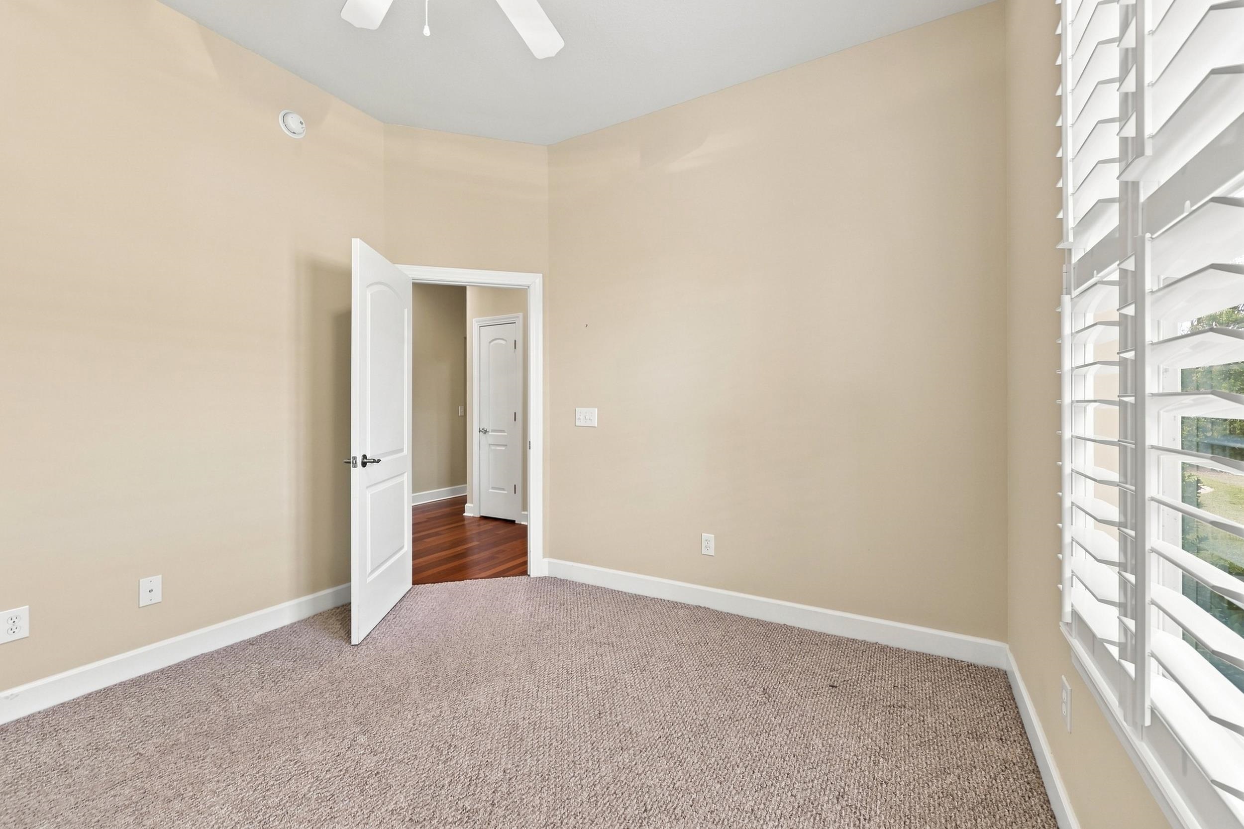 209 Northside Dr. Property Photo 43