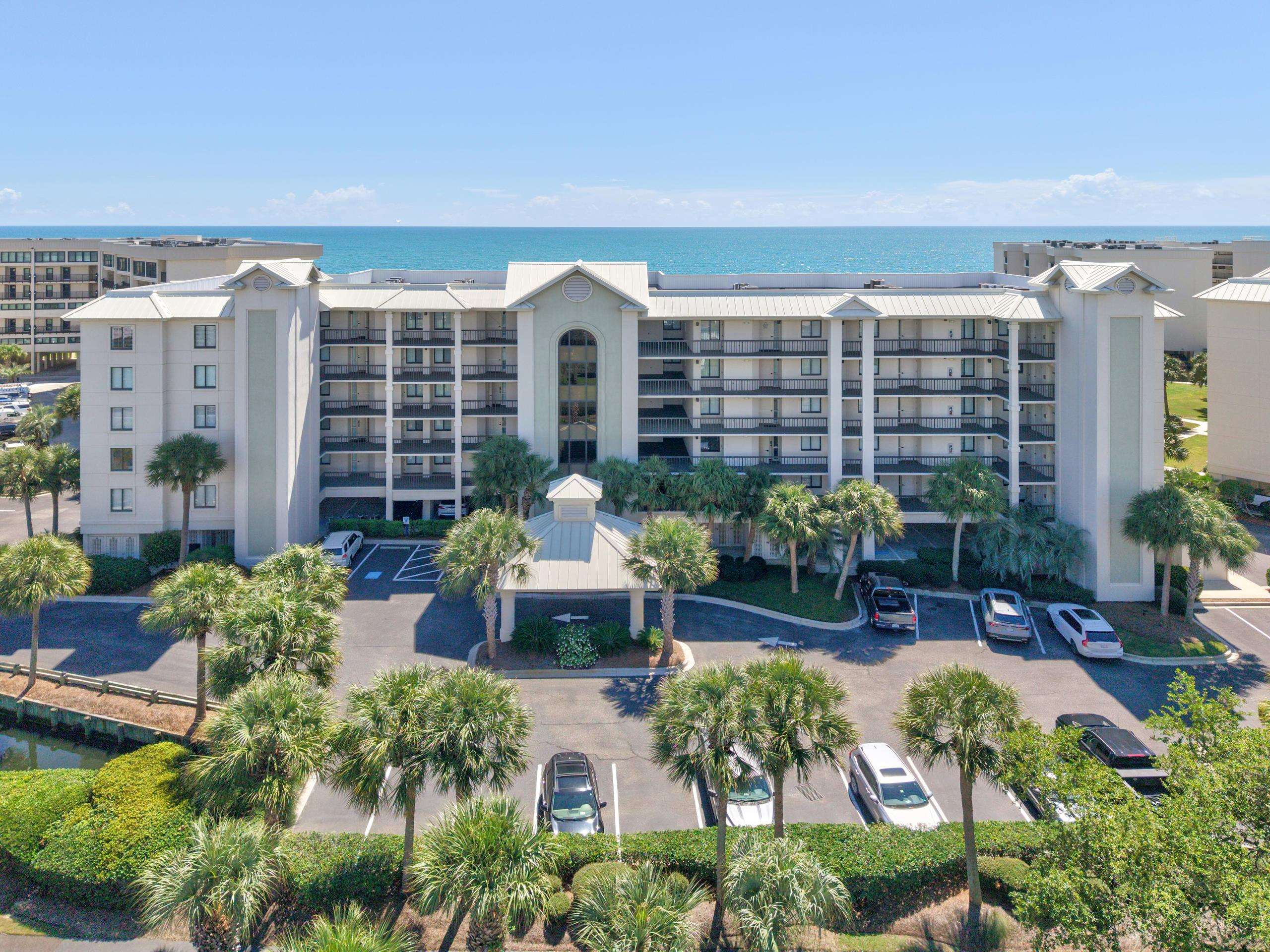 669 Retreat Beach Circle