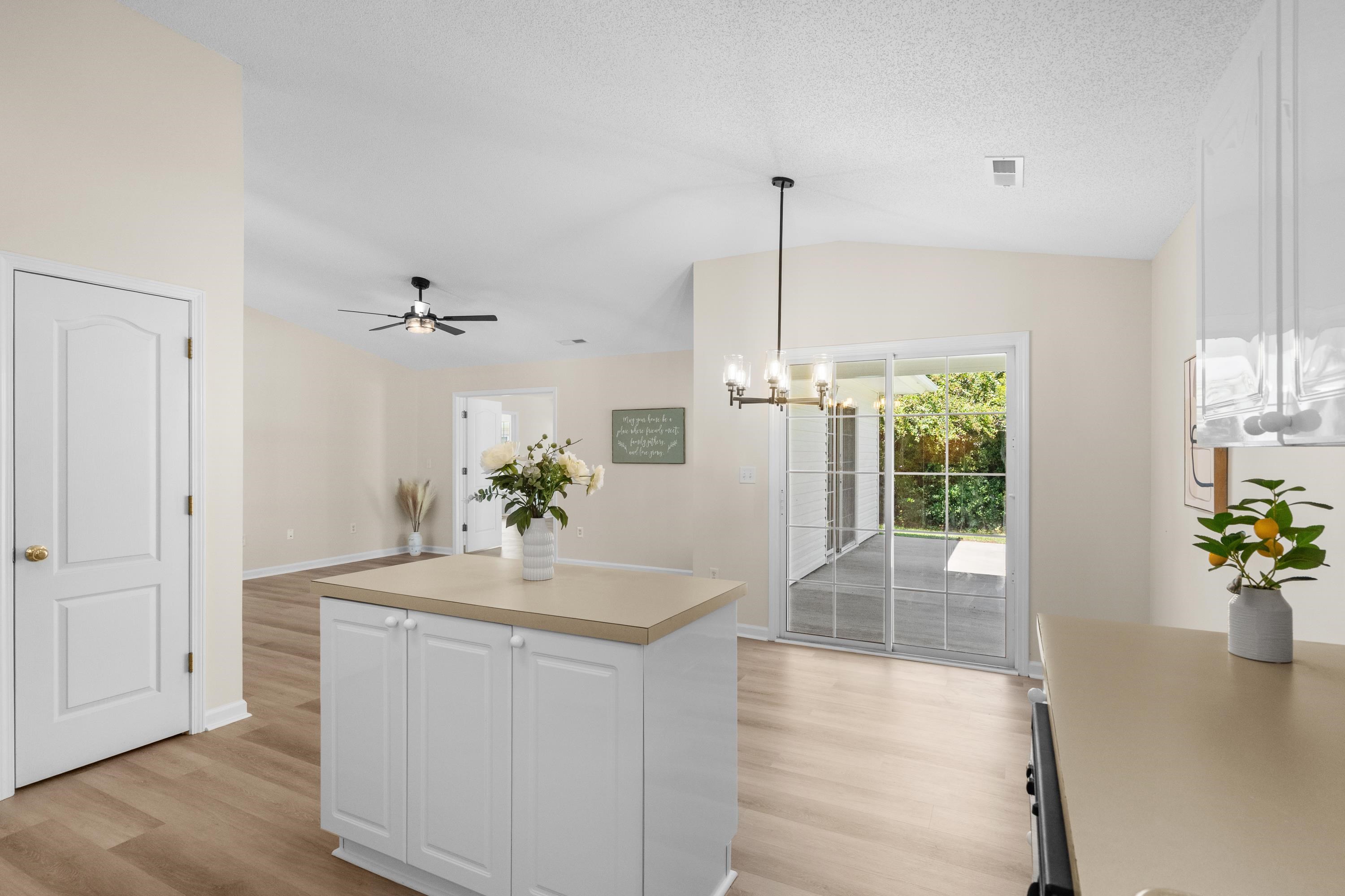 7971 Leeward Ln. Property Photo 15