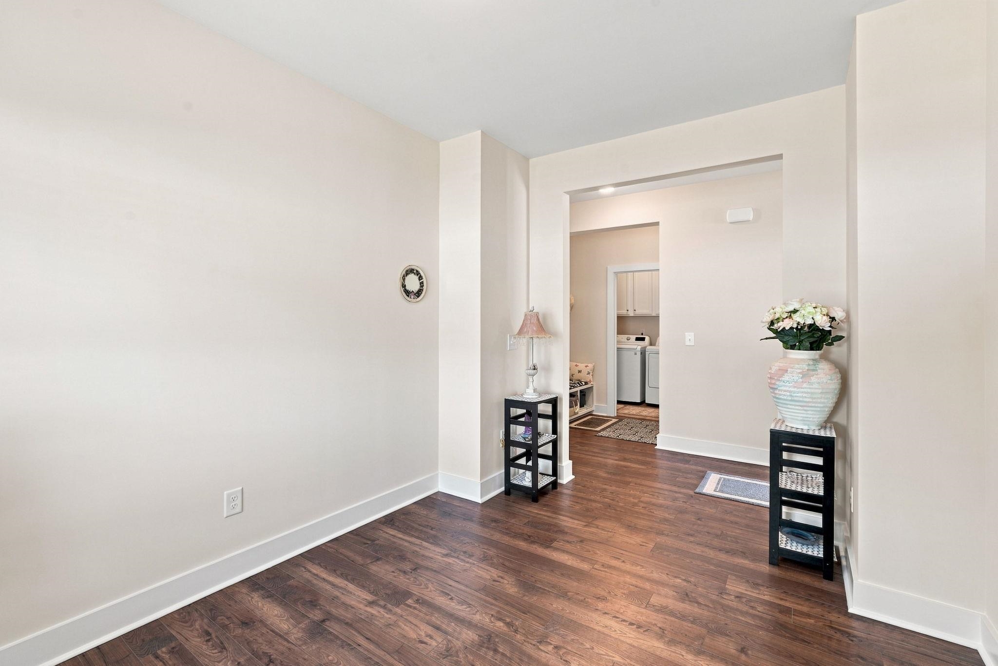325 Brighton Pl. Property Photo 27