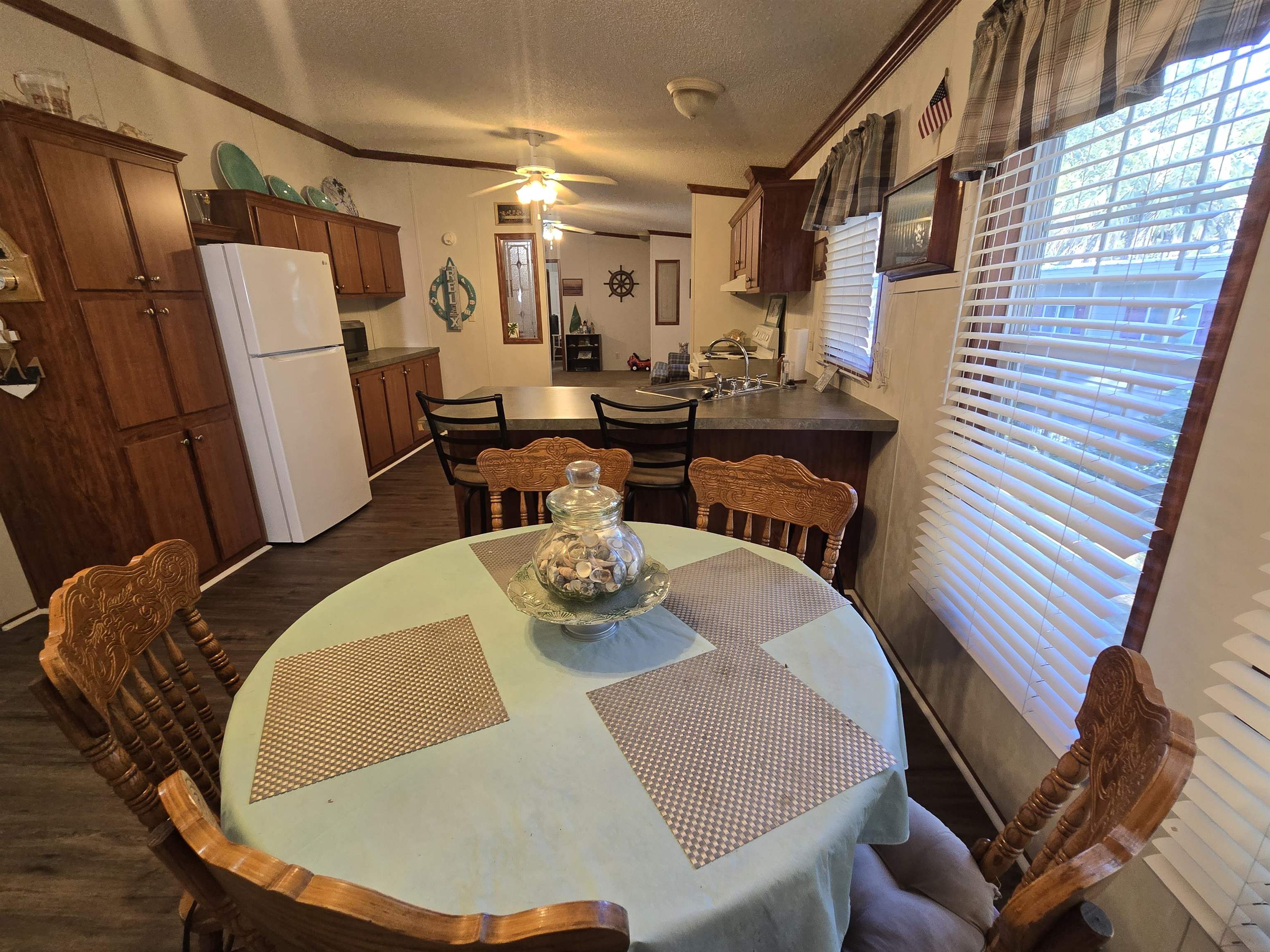 609 Live Oak Dr. Property Photo 13