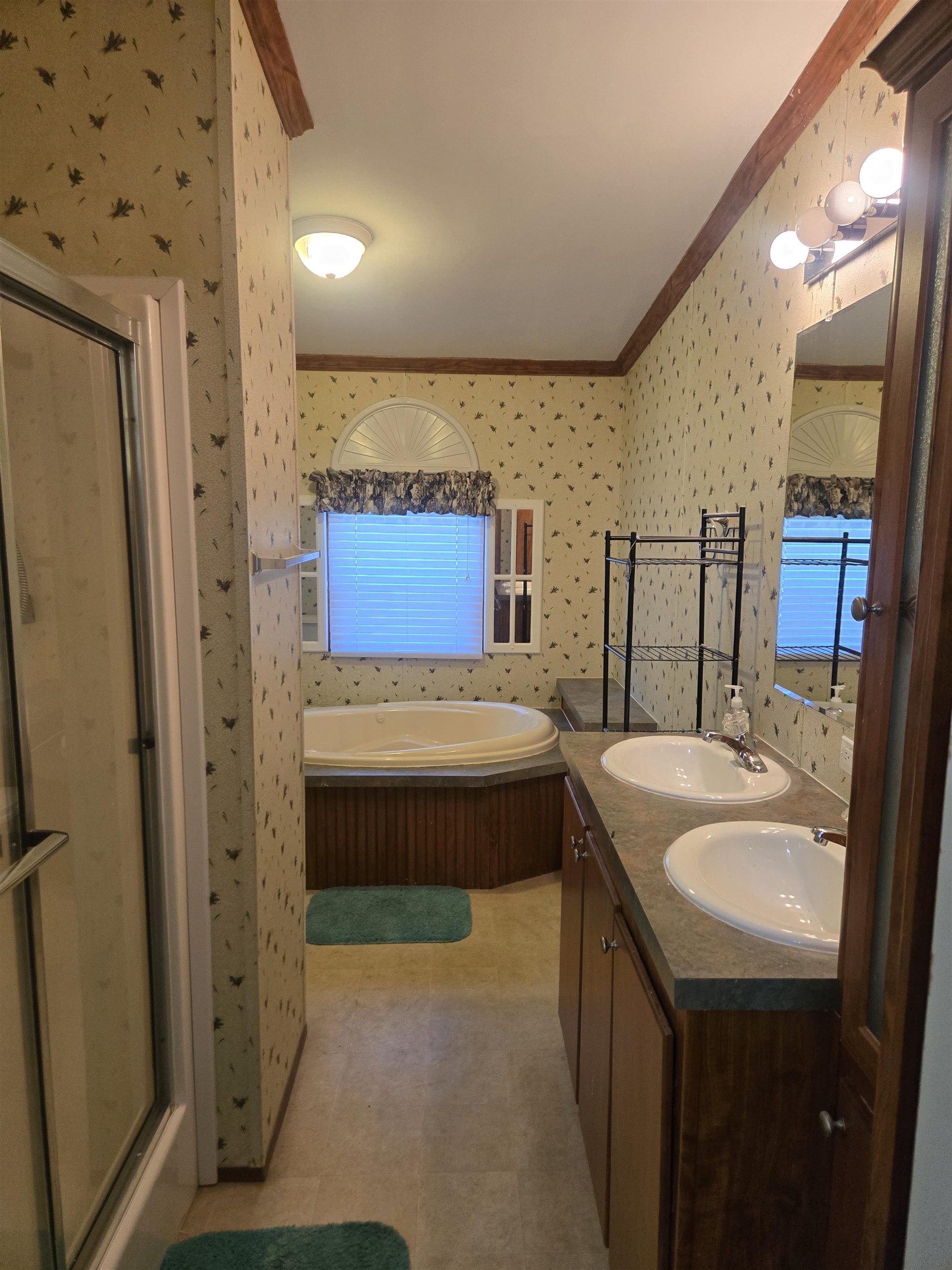 609 Live Oak Dr. Property Photo 21