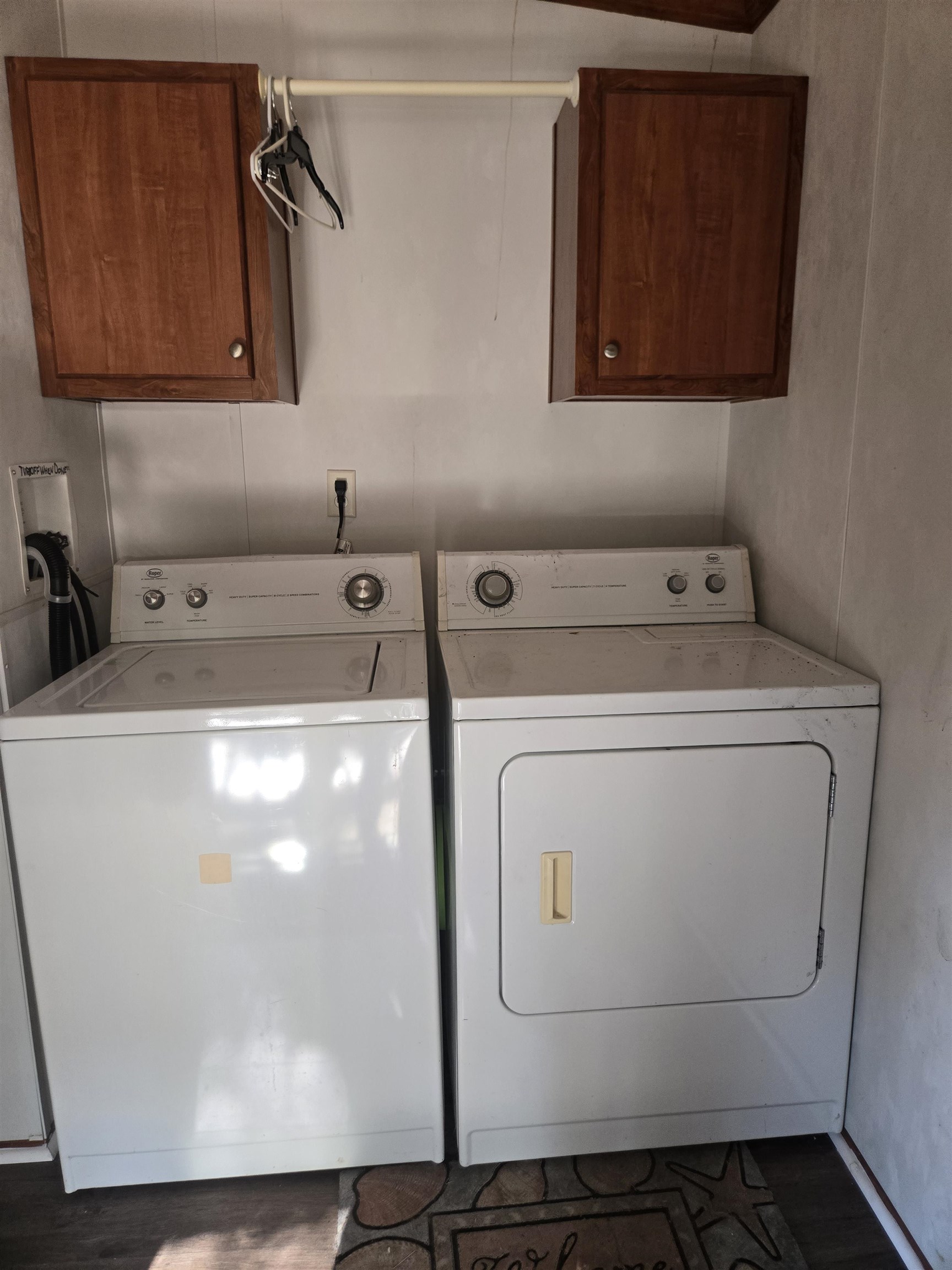 609 Live Oak Dr. Property Photo 23
