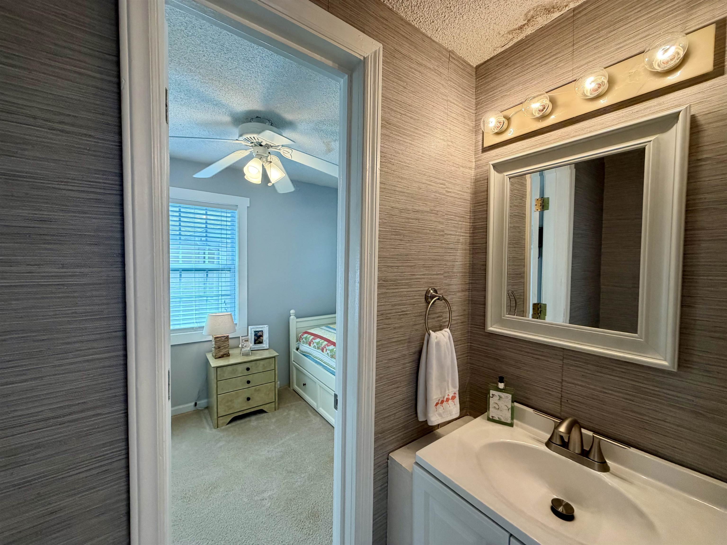 2014 Lark Dr. Property Photo 13