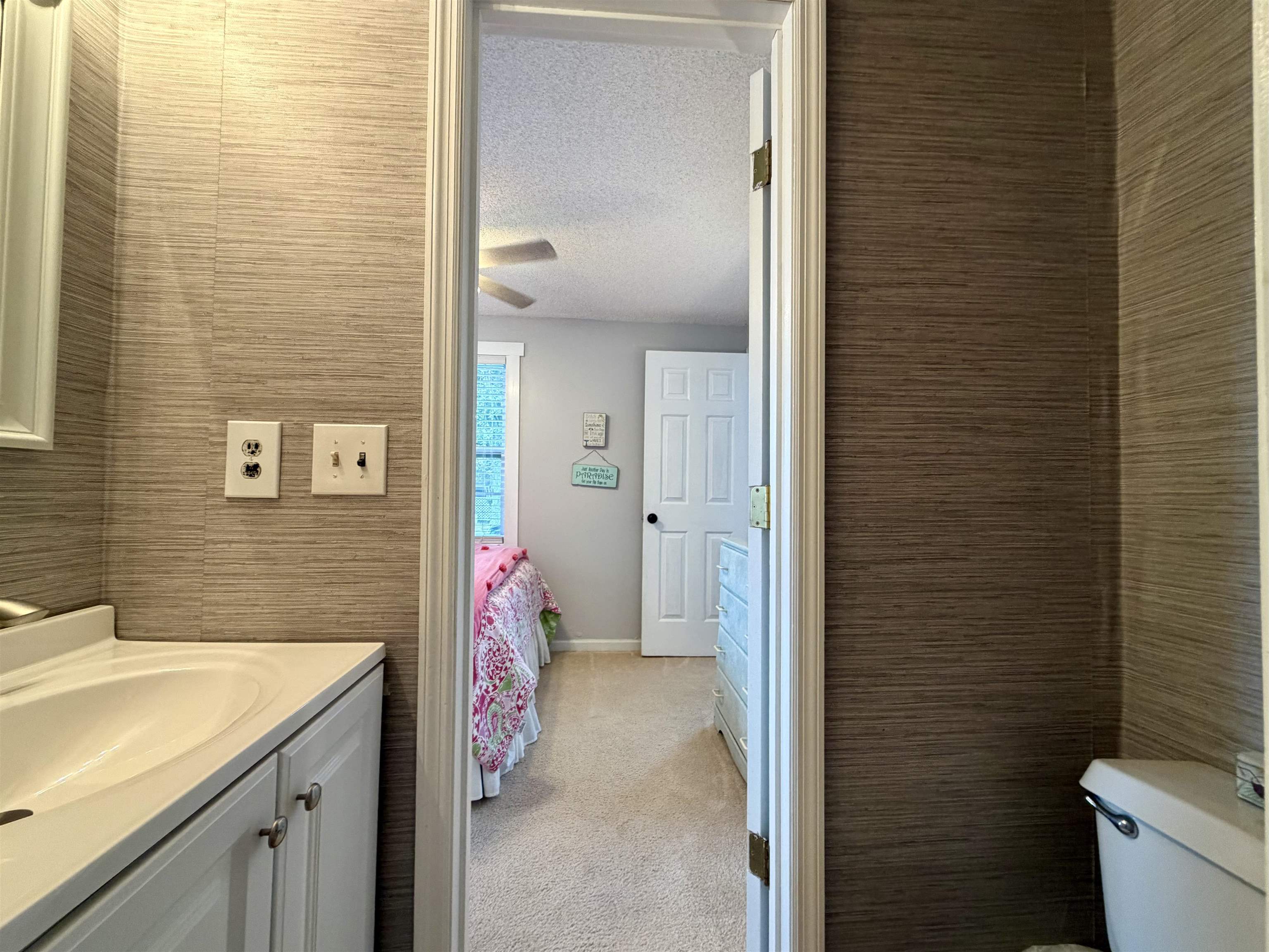 2014 Lark Dr. Property Photo 14