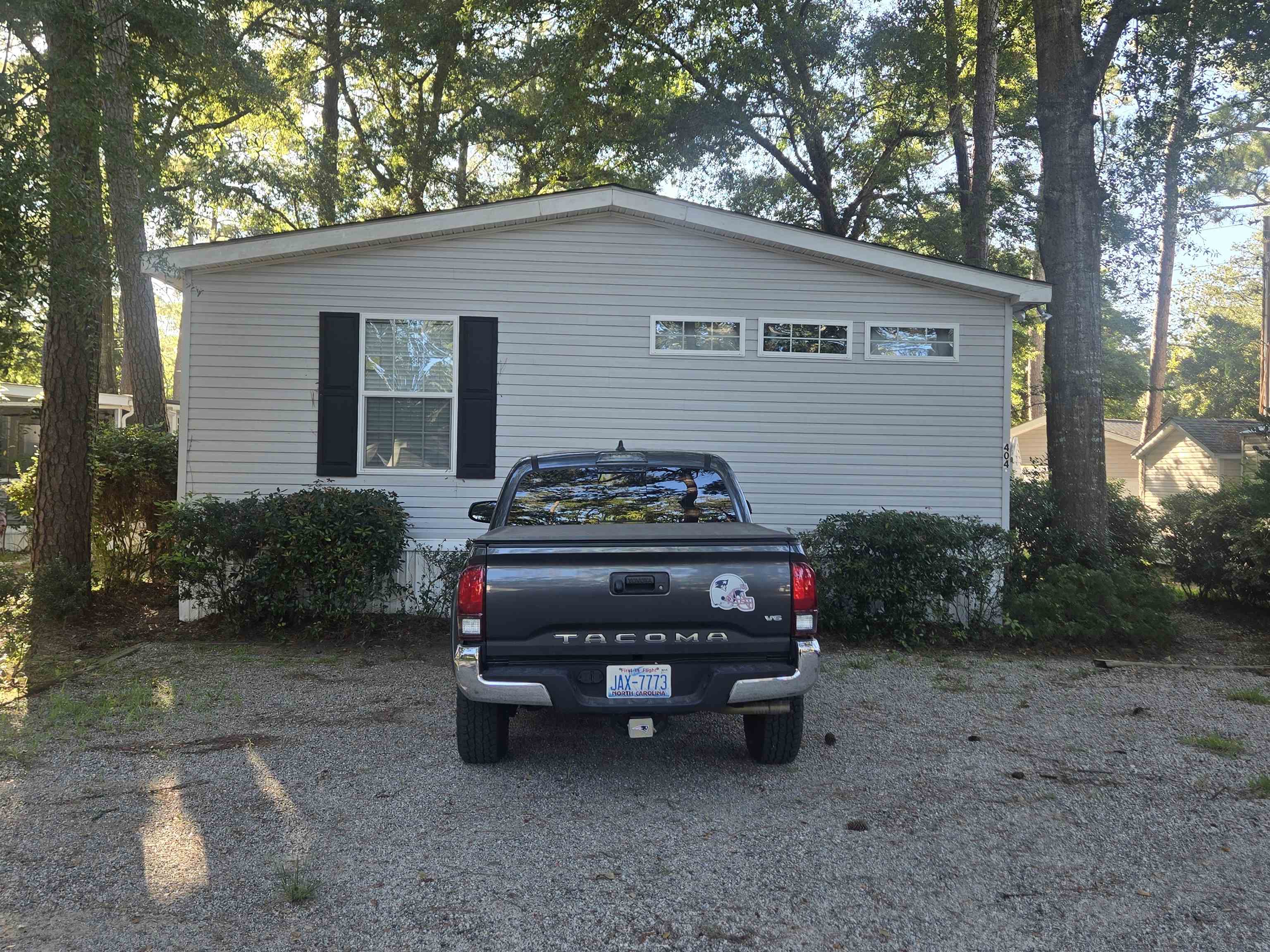 404 Delton Dr. Property Photo 3