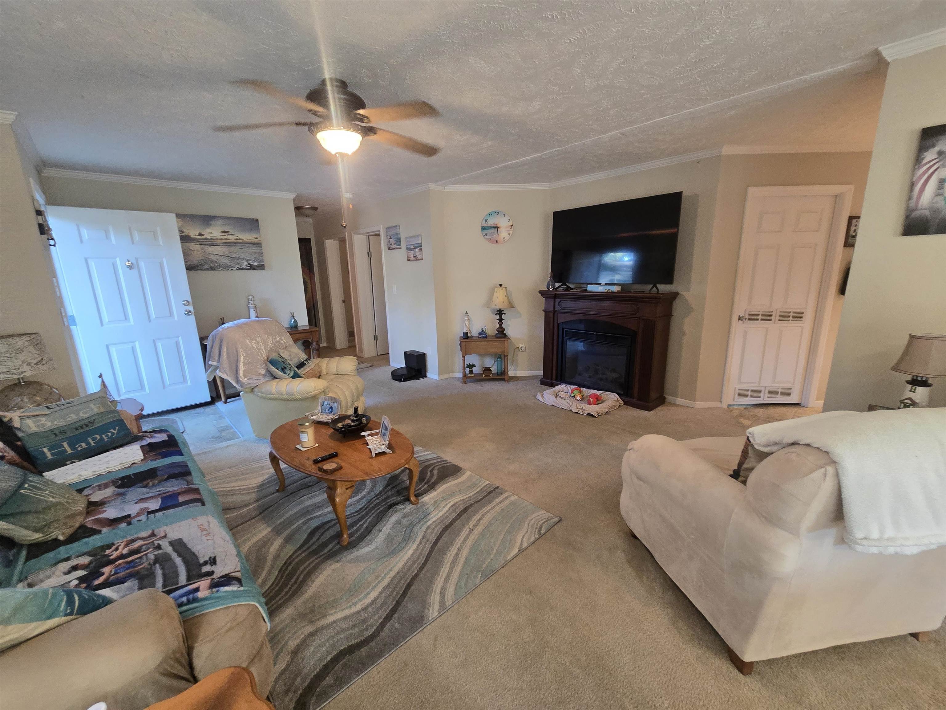 404 Delton Dr. Property Photo 12