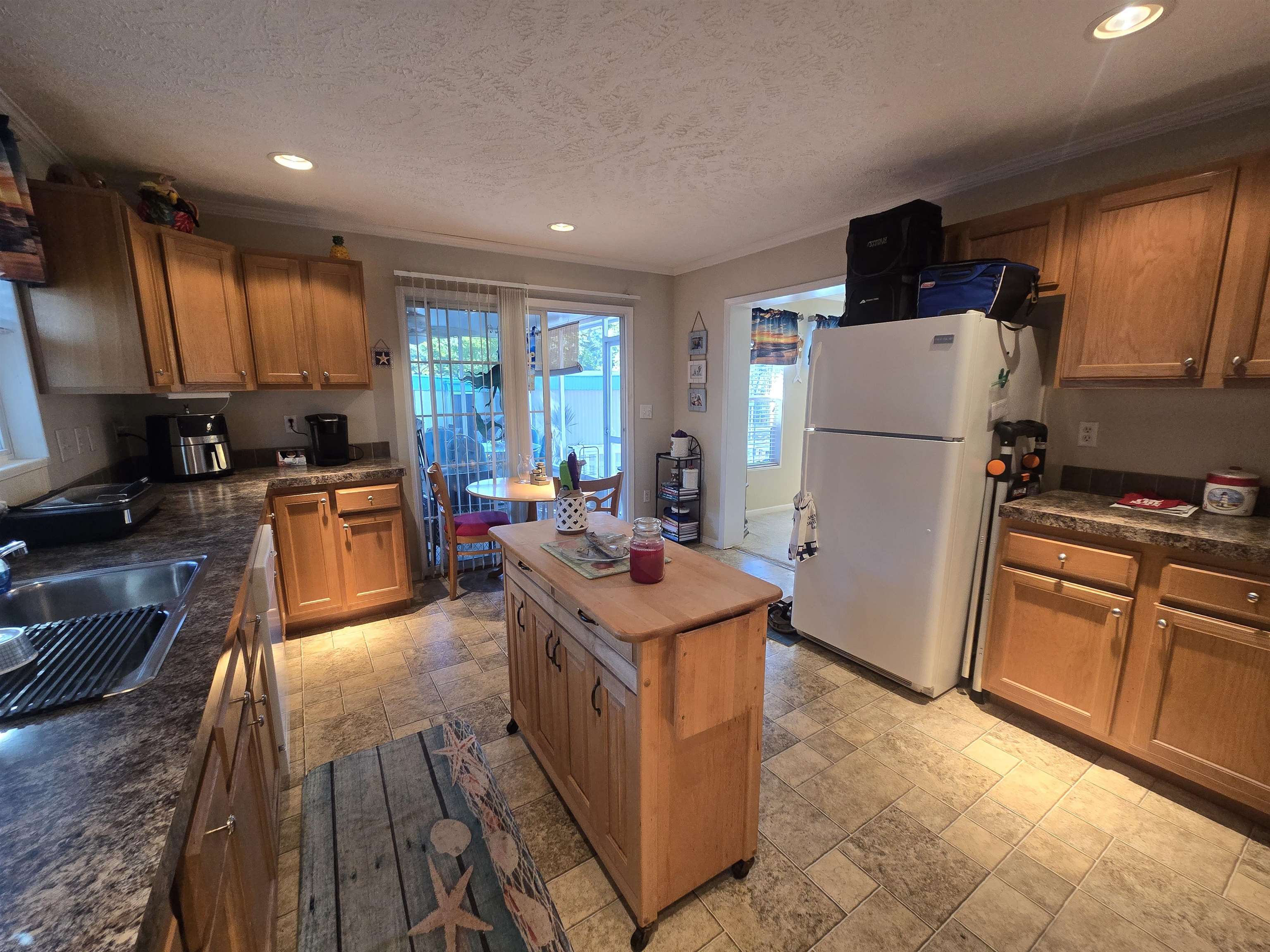 404 Delton Dr. Property Photo 20