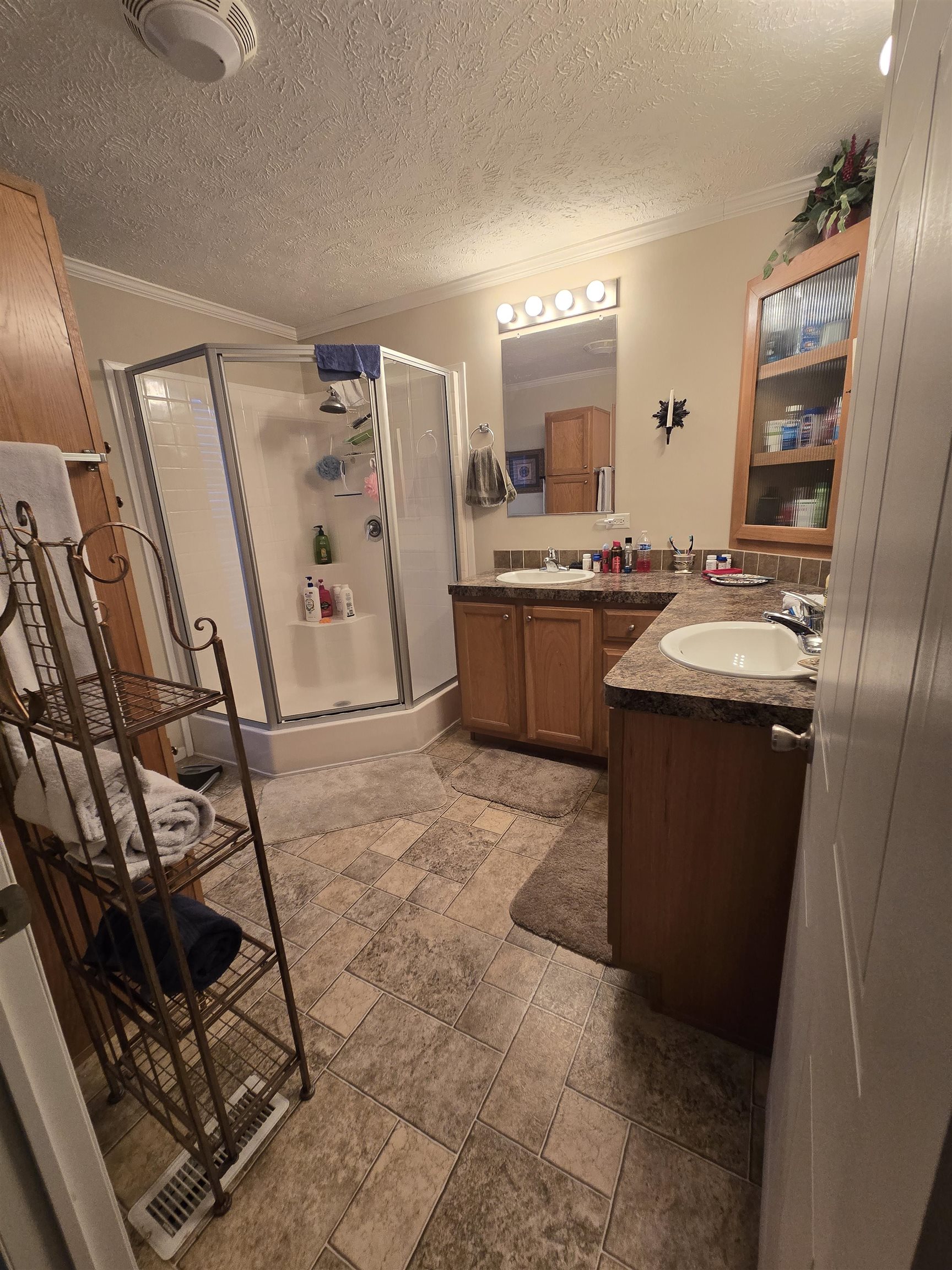 404 Delton Dr. Property Photo 31