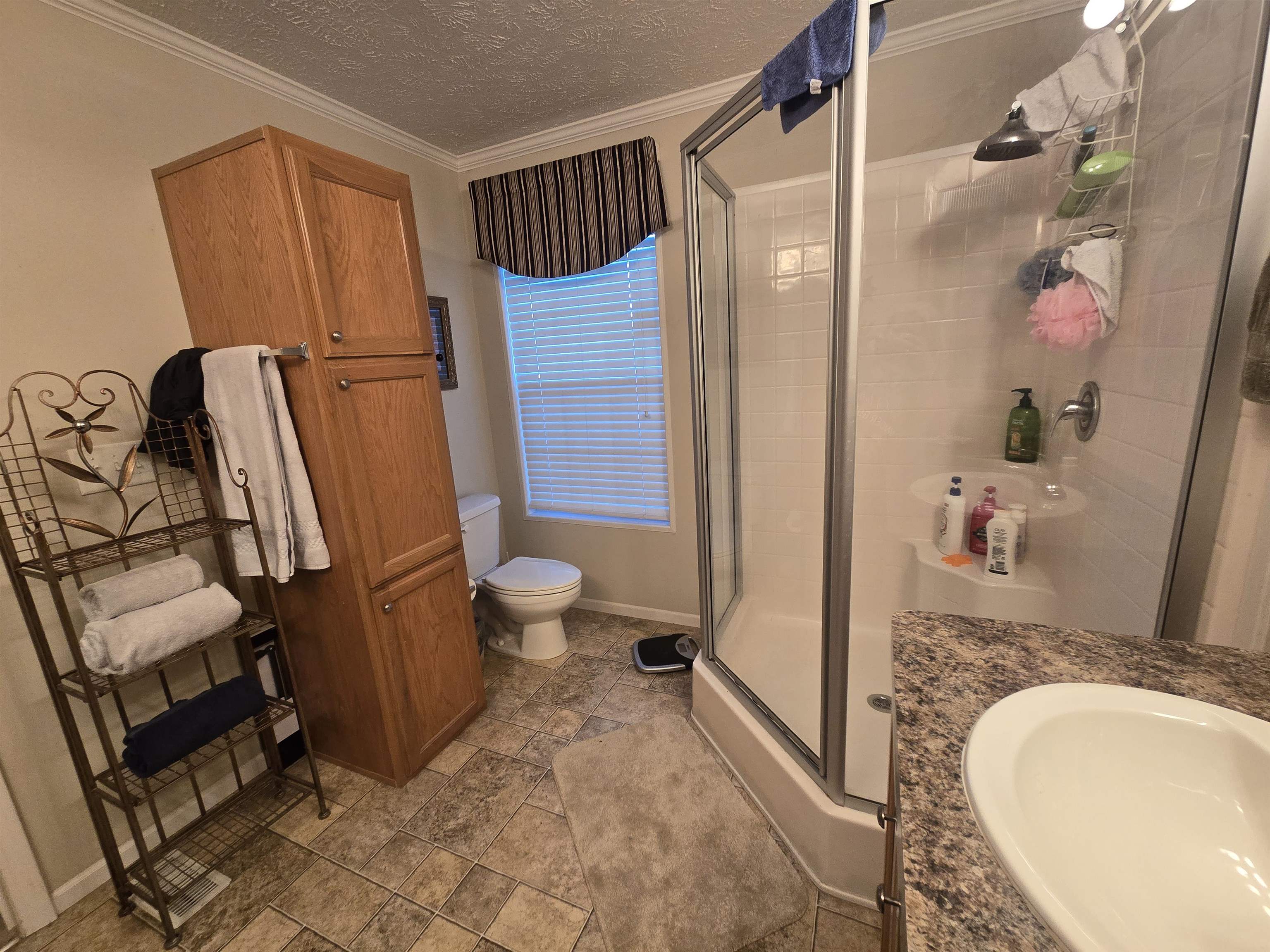 404 Delton Dr. Property Photo 32